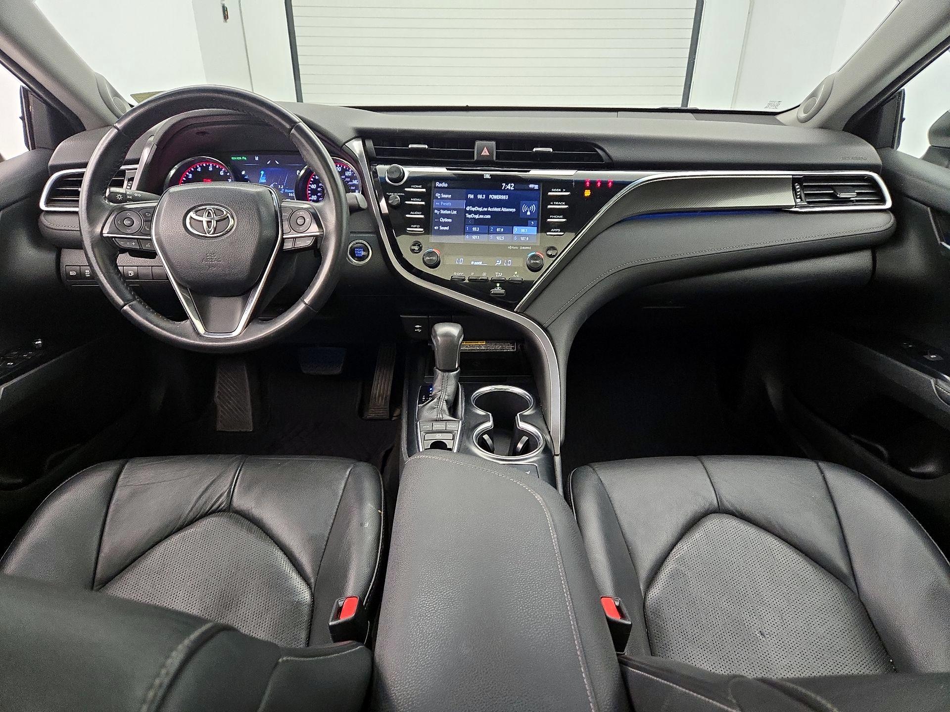 Thumbnail: 2018 Toyota Camry - 9
