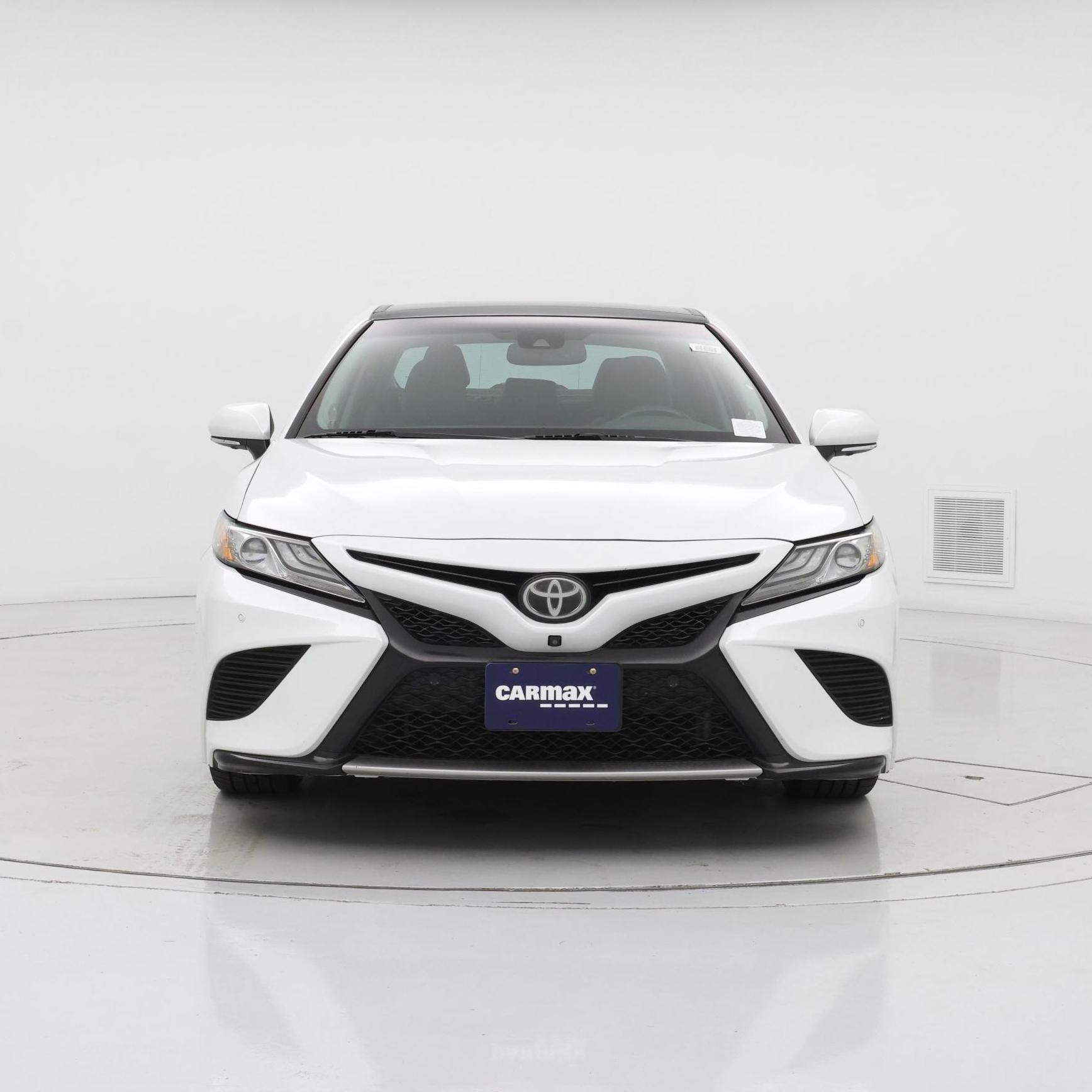 Thumbnail: 2018 Toyota Camry - 5