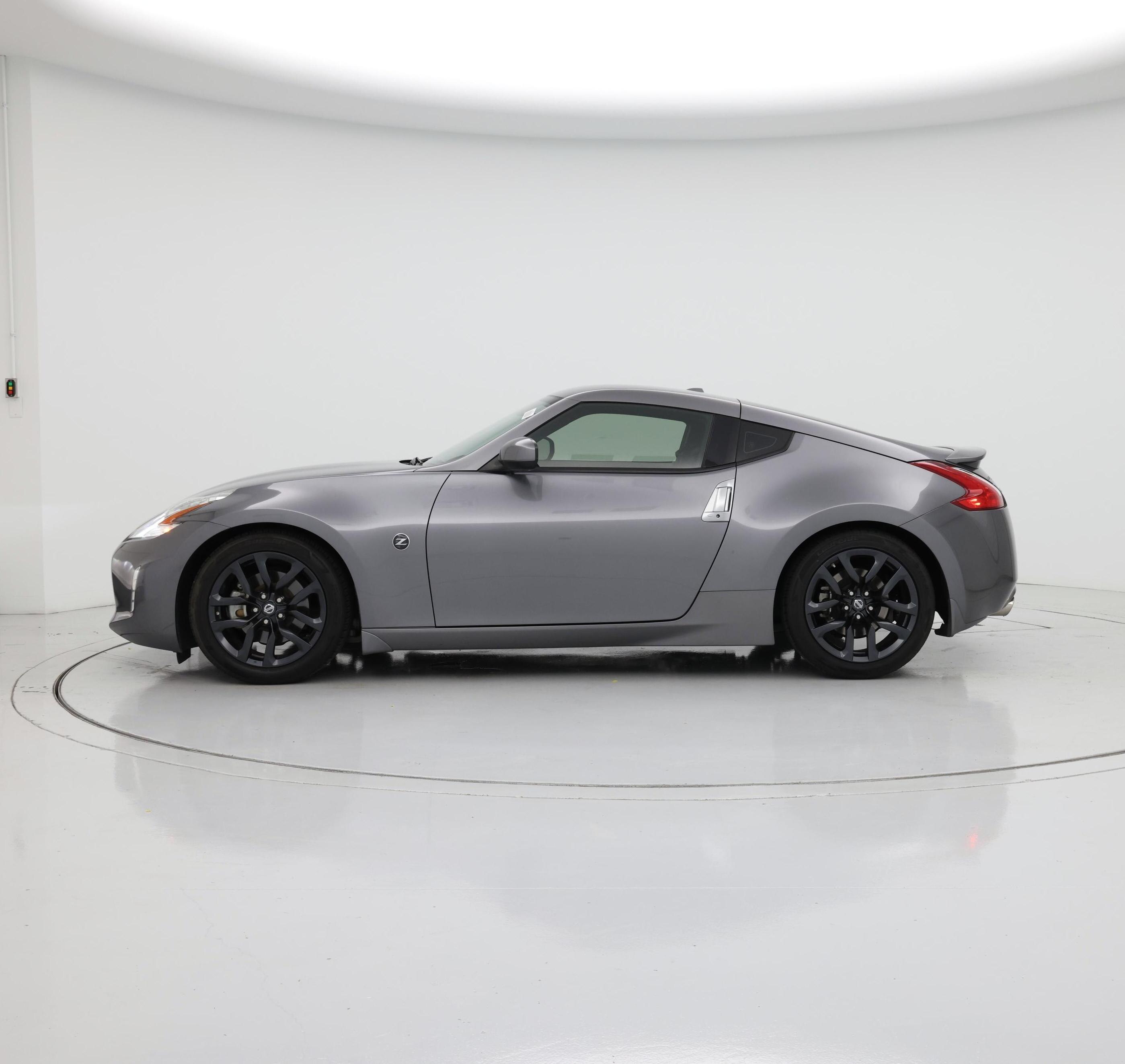 Thumbnail: 2016 Nissan Z - 3