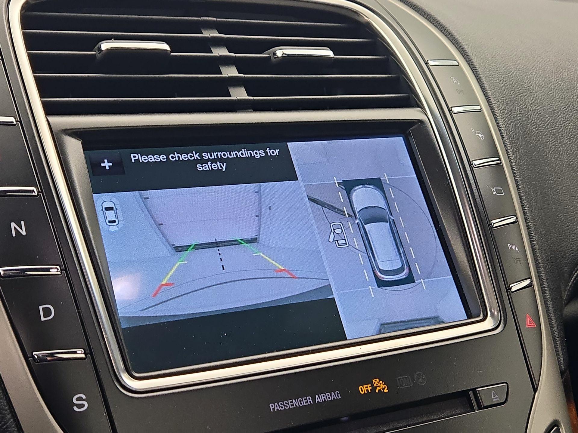 Thumbnail: 2019 Lincoln Nautilus - 15