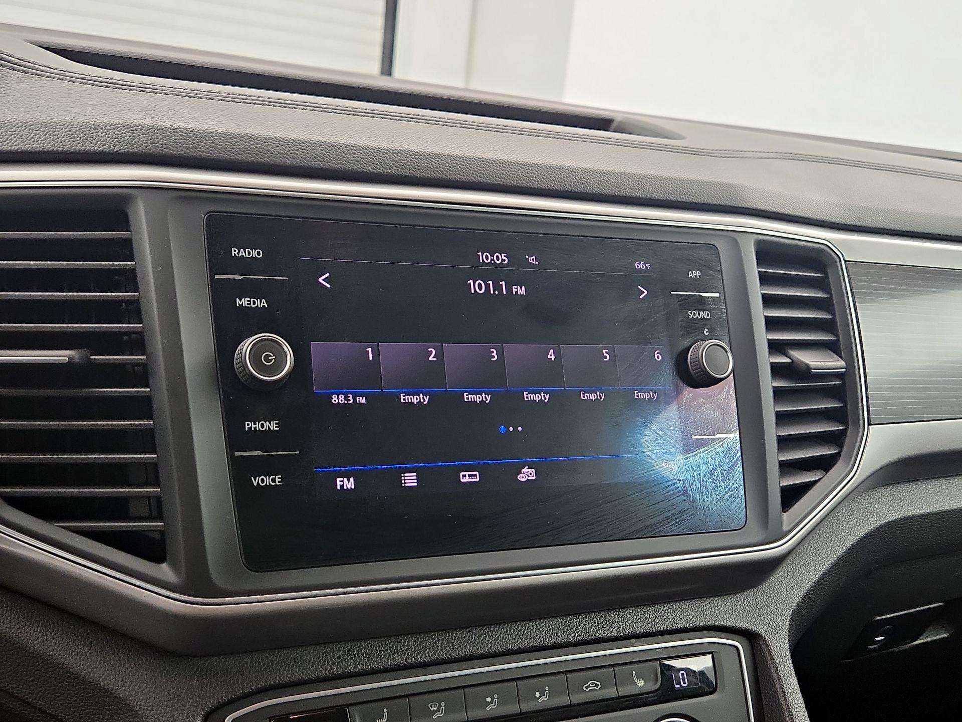 Thumbnail: 2019 Volkswagen Atlas - 15