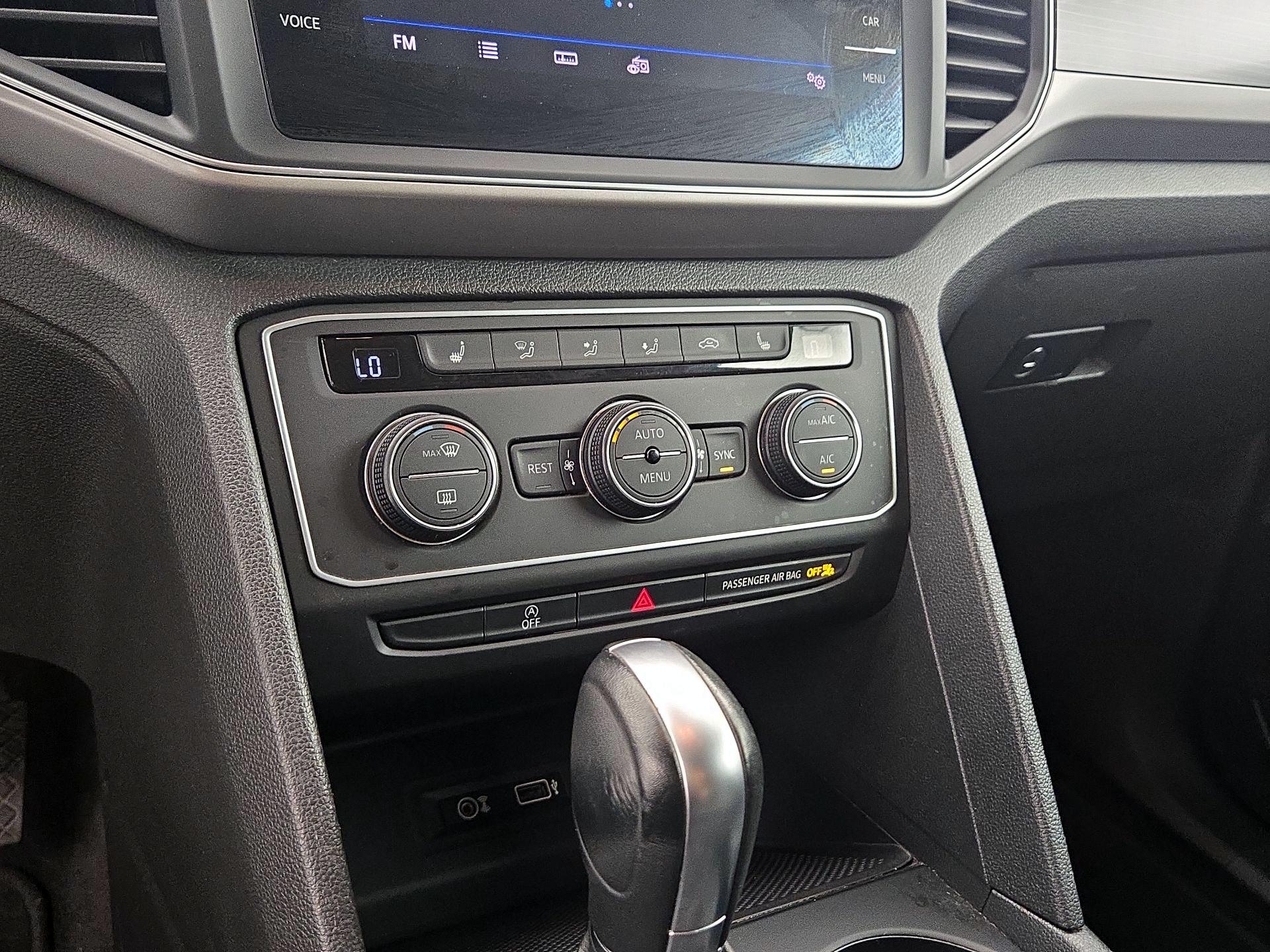 Thumbnail: 2019 Volkswagen Atlas - 16