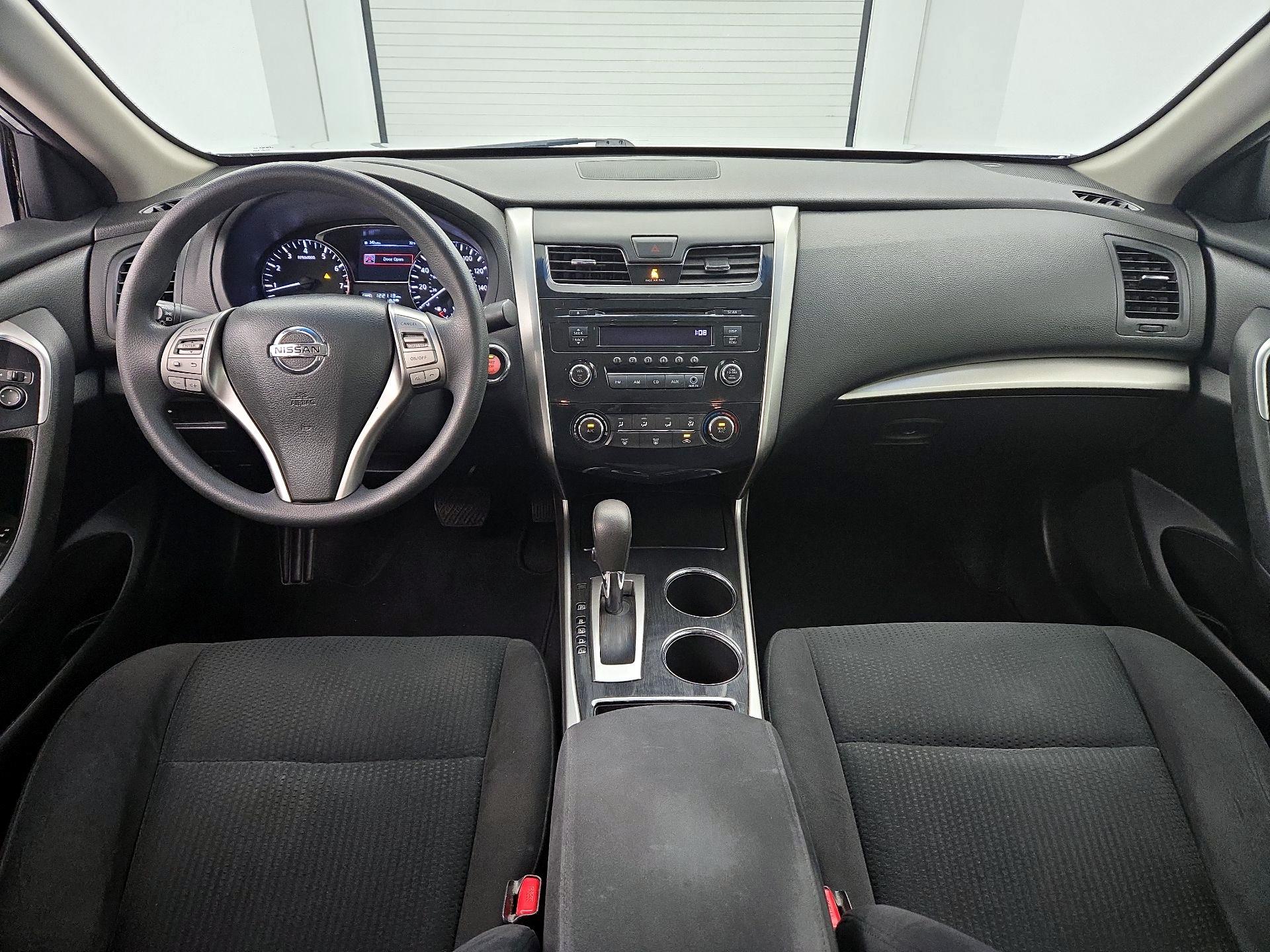 Thumbnail: 2014 Nissan Altima - 9