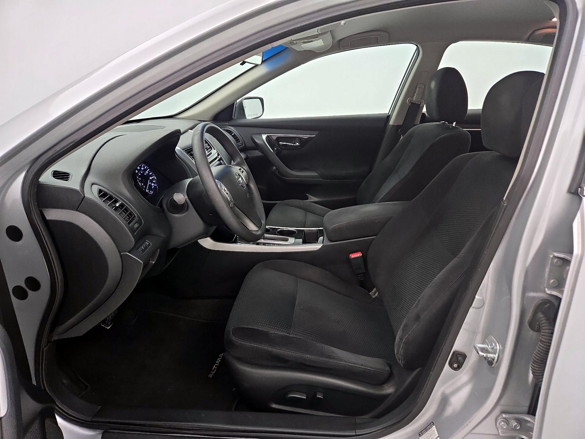 Thumbnail: 2014 Nissan Altima - 11