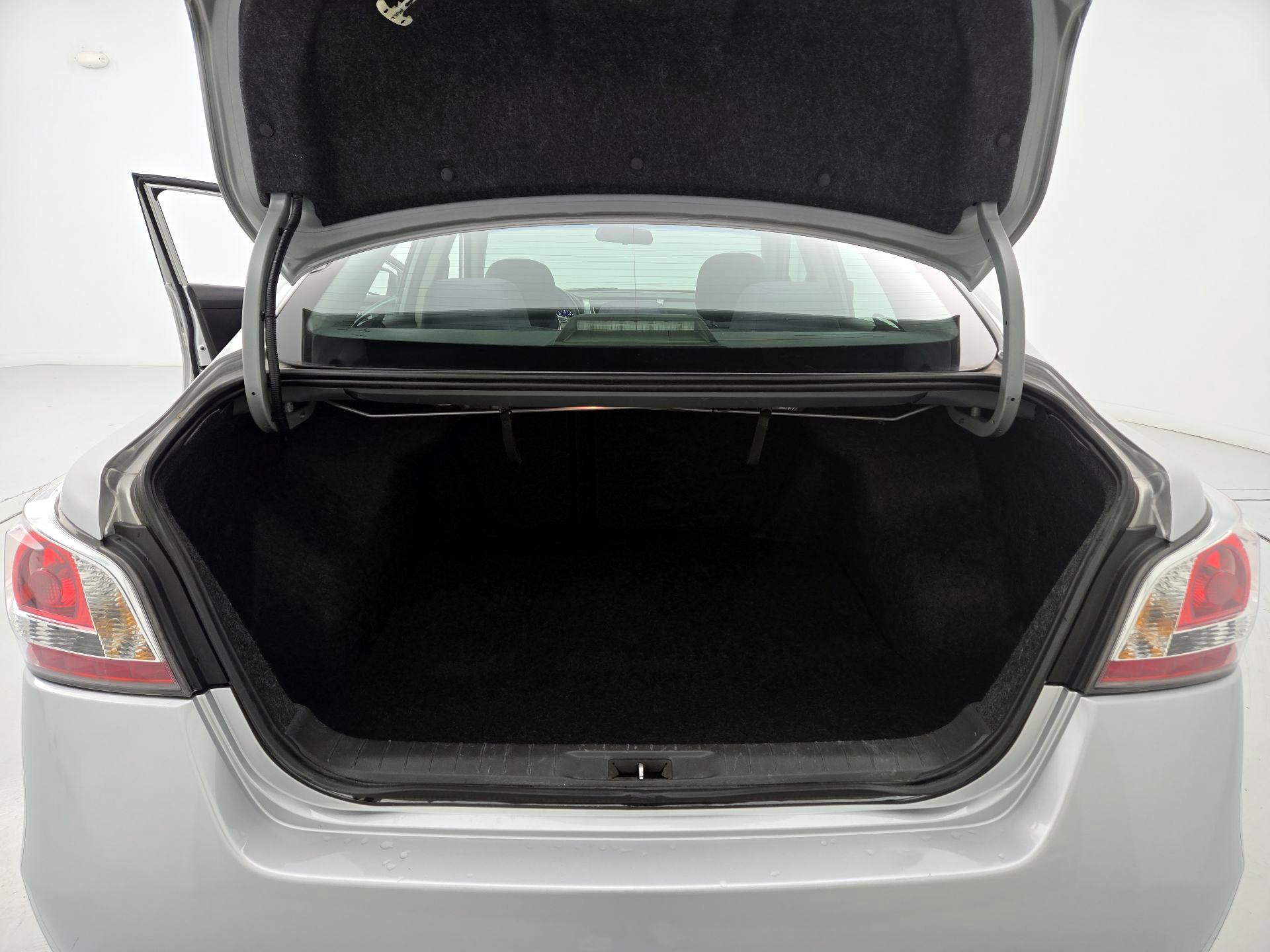 Thumbnail: 2014 Nissan Altima - 19