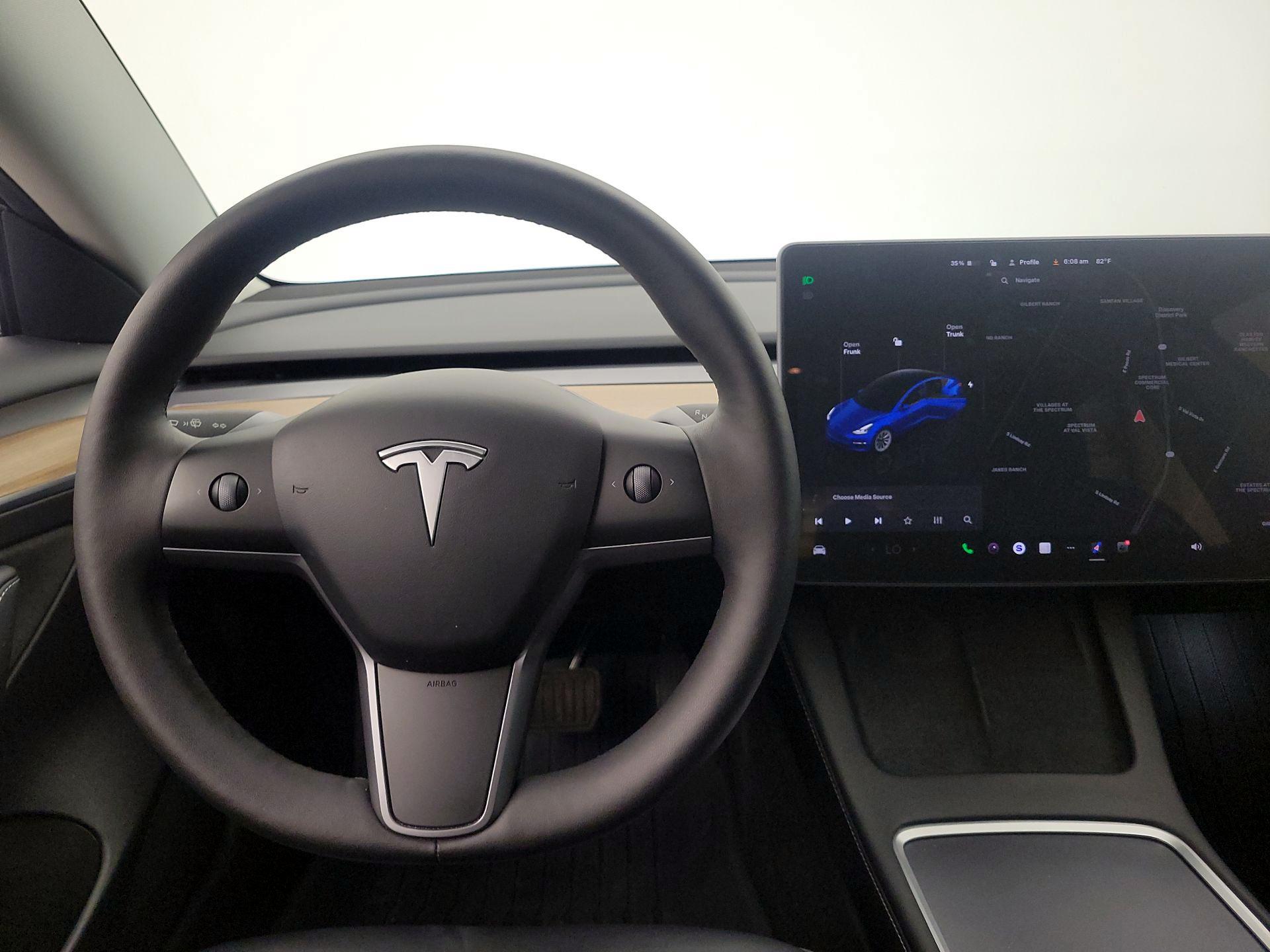 Thumbnail: 2022 Tesla Model 3 - 10