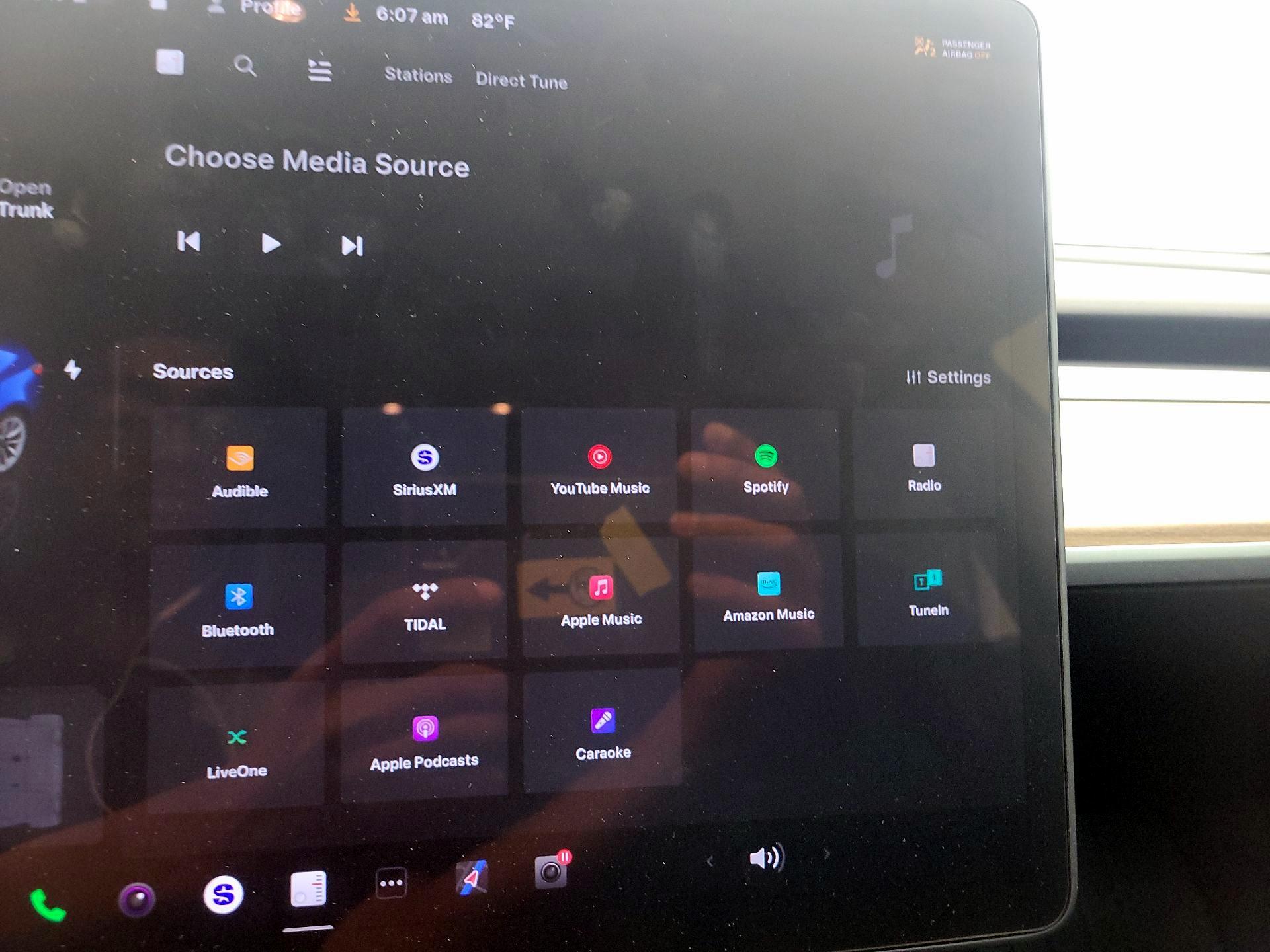 Thumbnail: 2022 Tesla Model 3 - 15