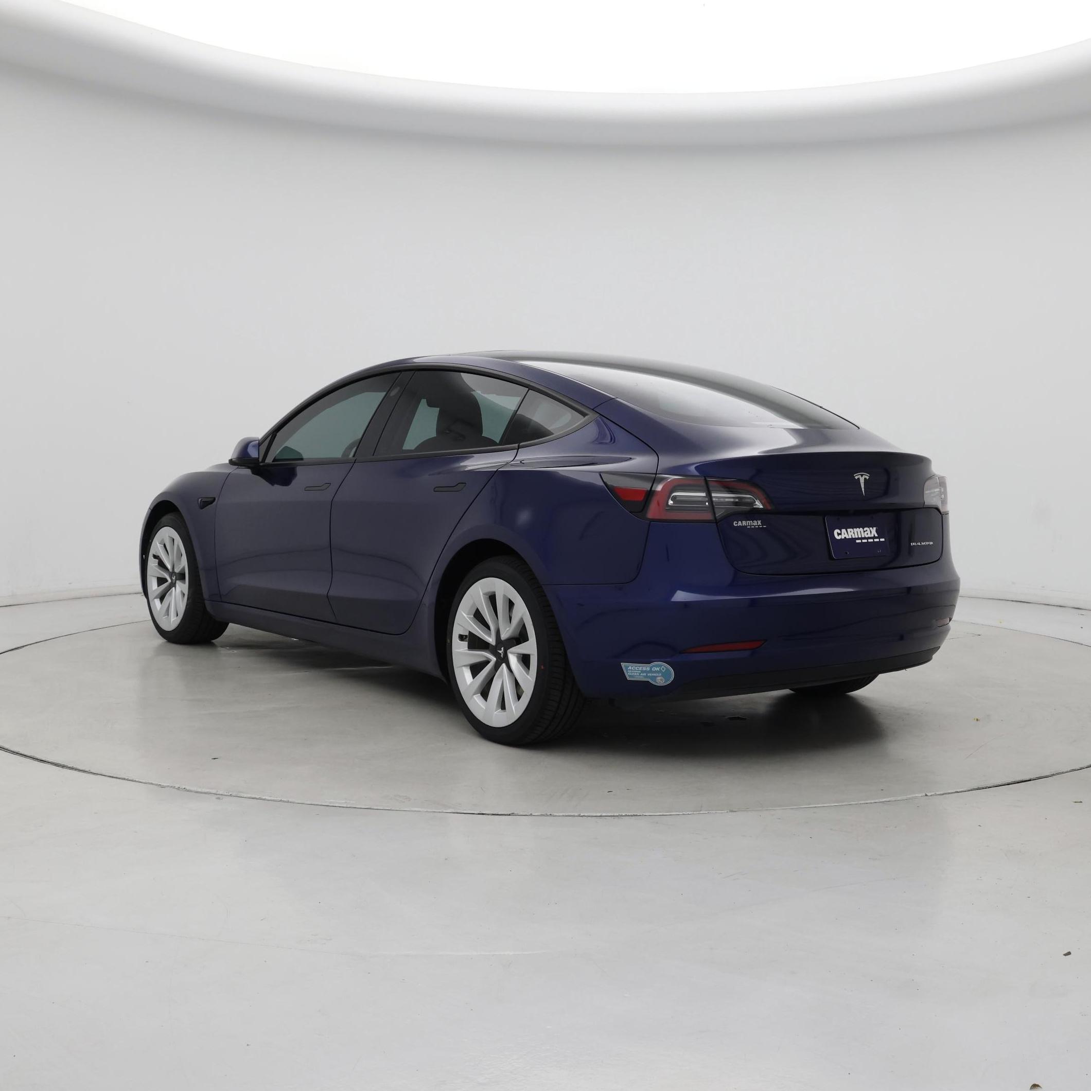 Thumbnail: 2022 Tesla Model 3 - 2