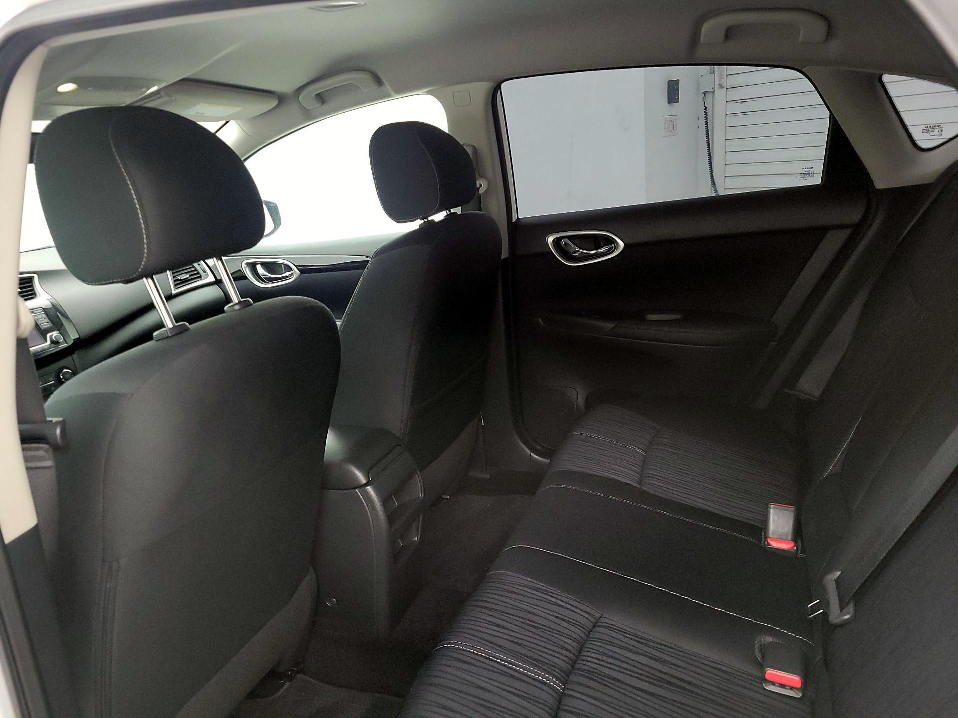 Thumbnail: 2017 Nissan Sentra - 19
