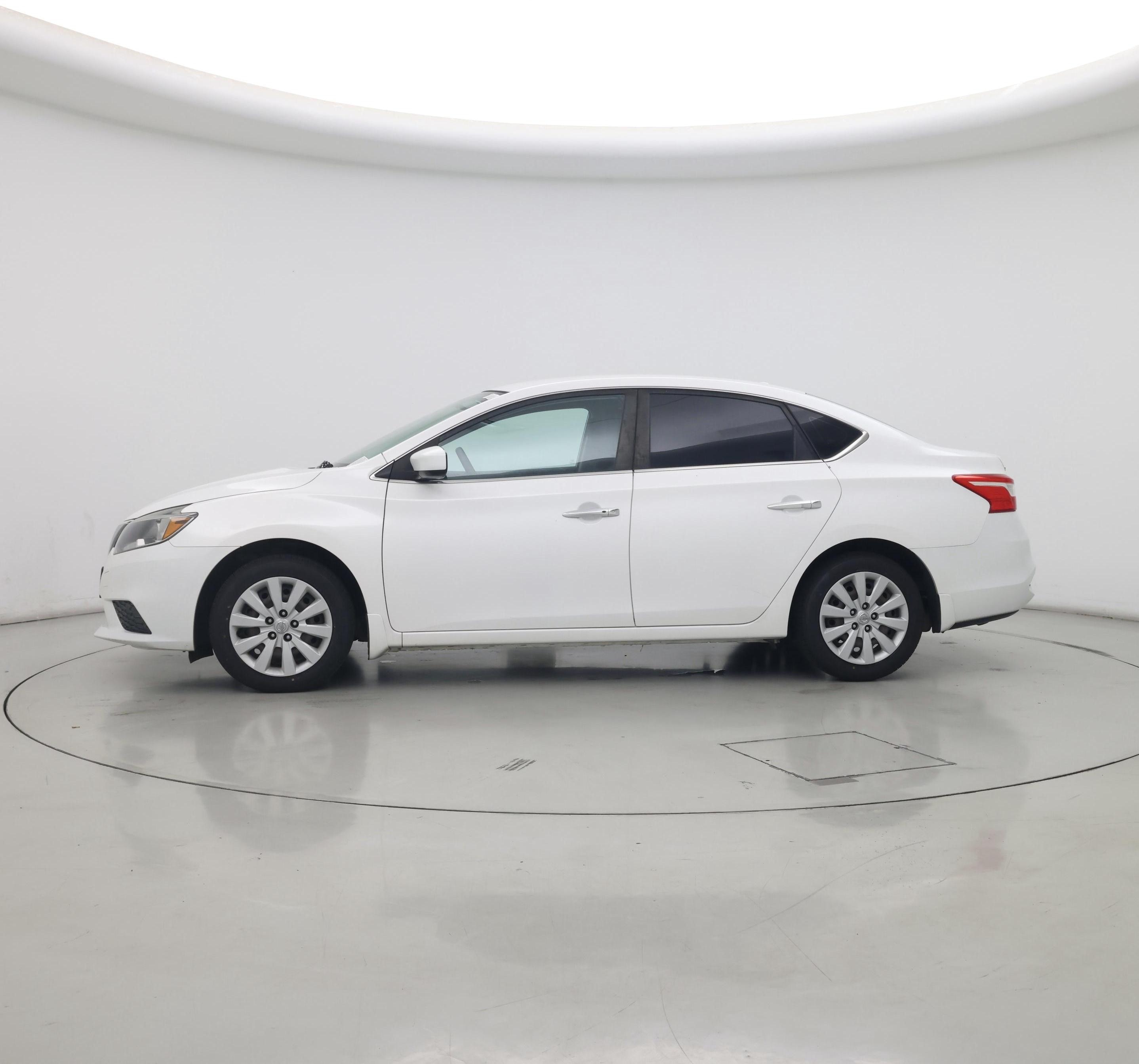 Thumbnail: 2017 Nissan Sentra - 3