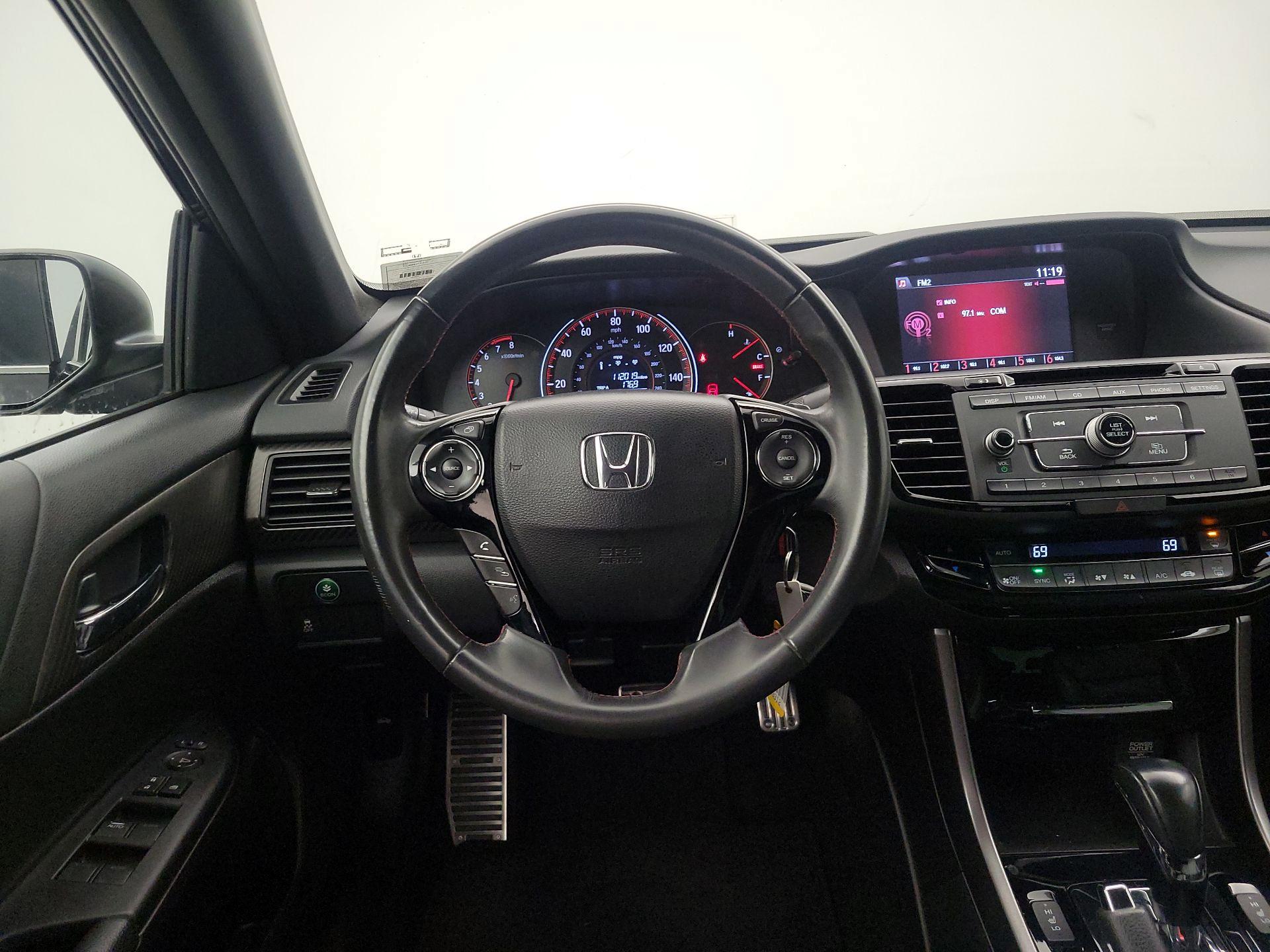 Thumbnail: 2017 Honda Accord - 10