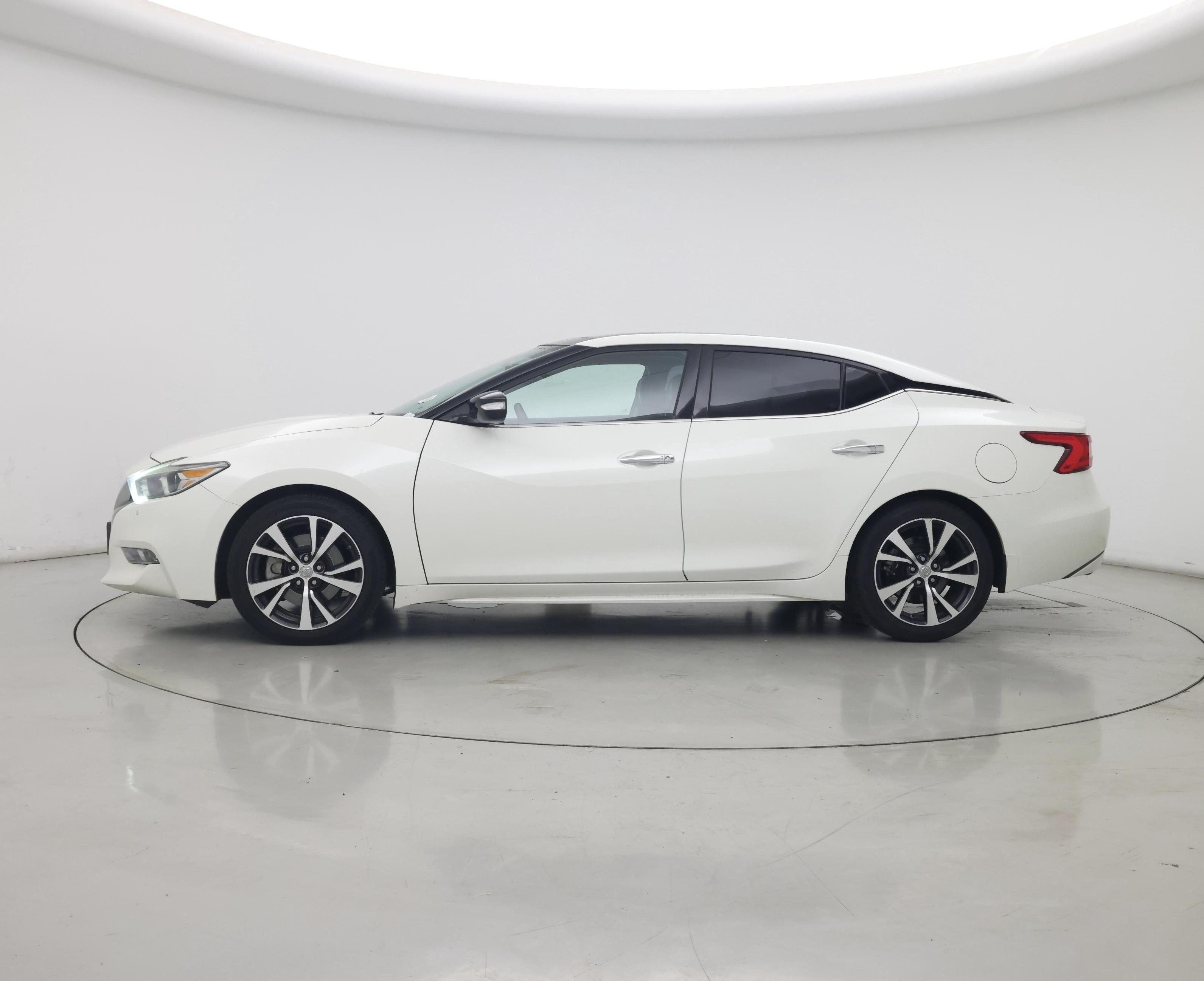 Thumbnail: 2017 Nissan Maxima - 3