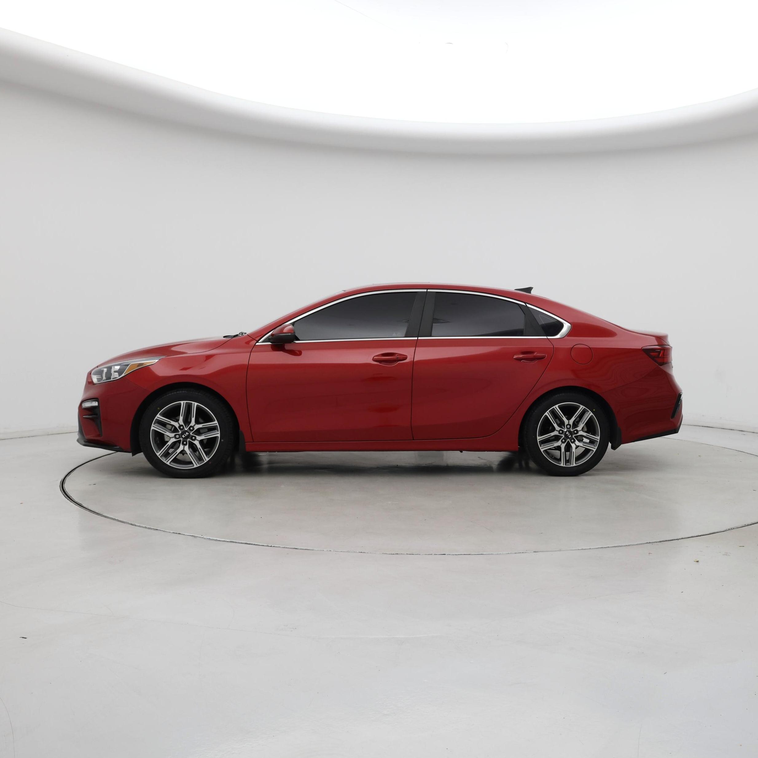 Thumbnail: 2021 Kia Forte - 3