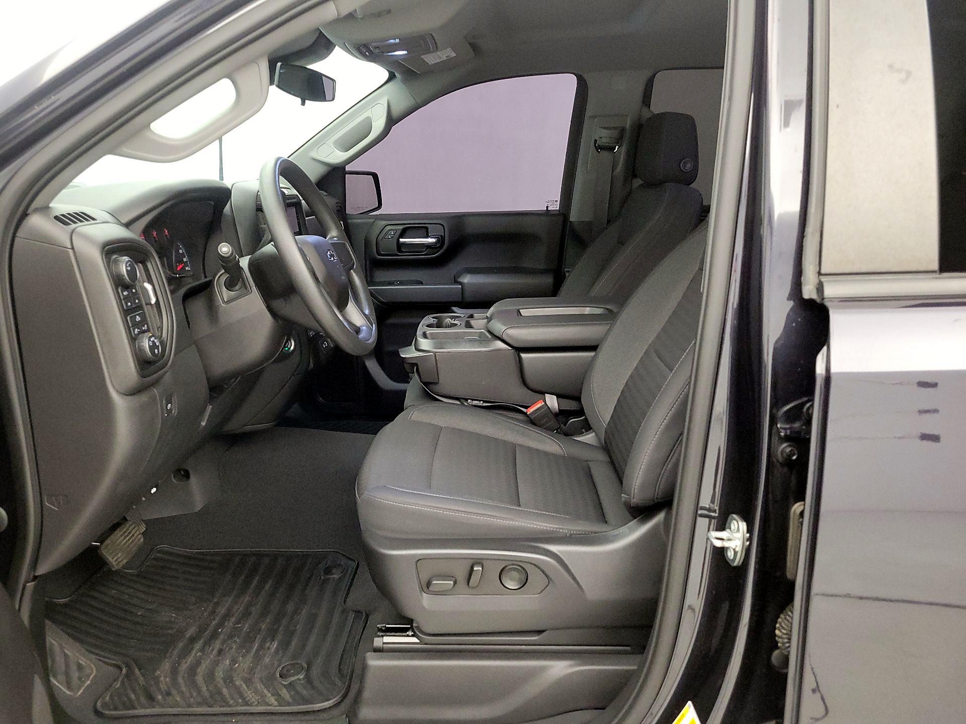 Thumbnail: 2023 Chevrolet Silverado 1500 - 11