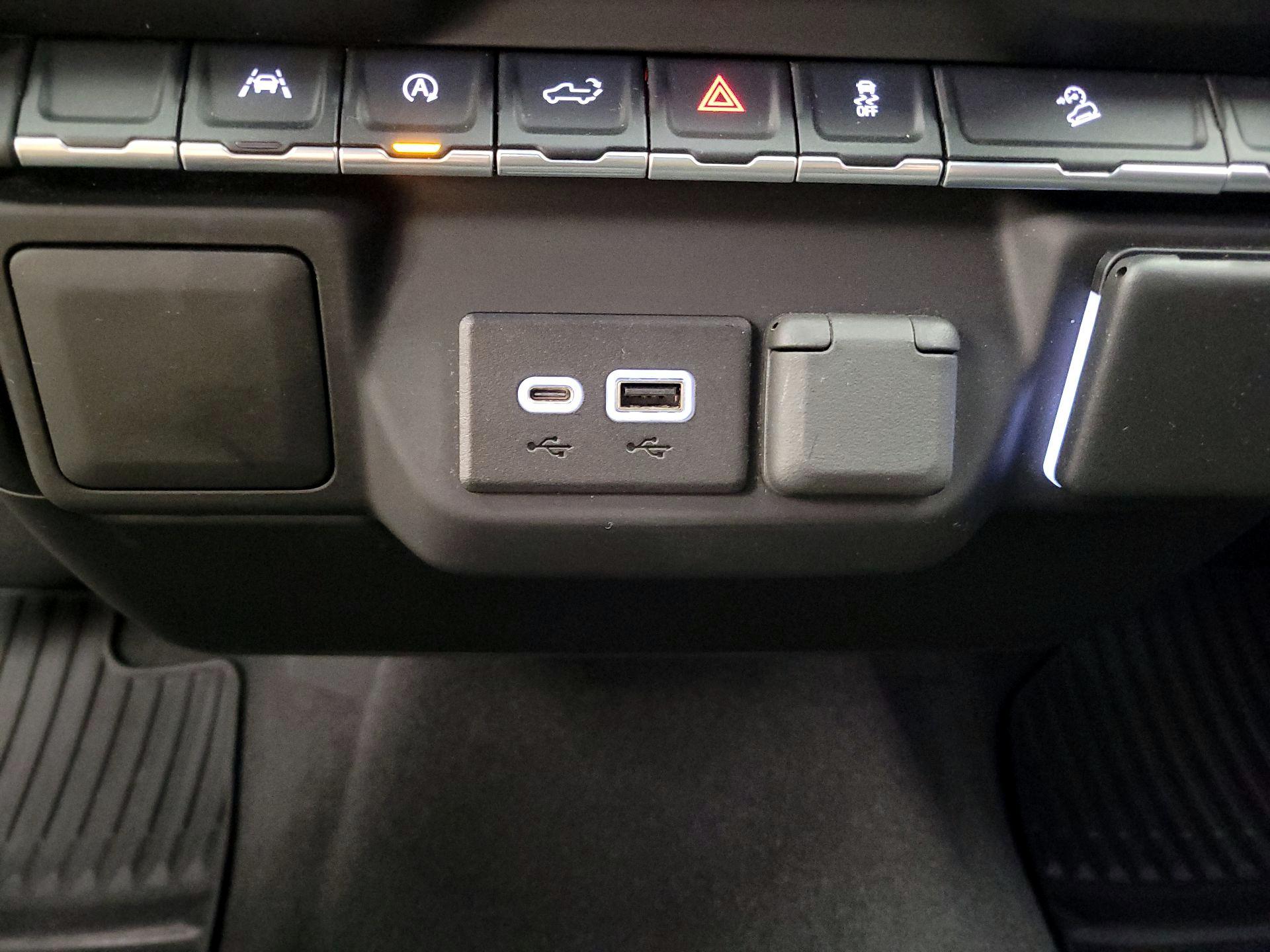 Thumbnail: 2023 Chevrolet Silverado 1500 - 18