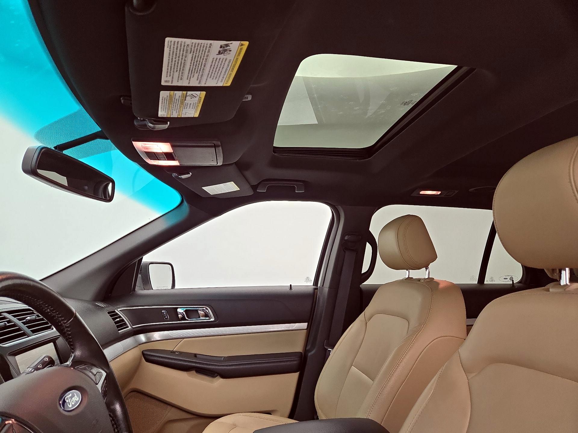 Thumbnail: 2016 Ford Explorer - 19