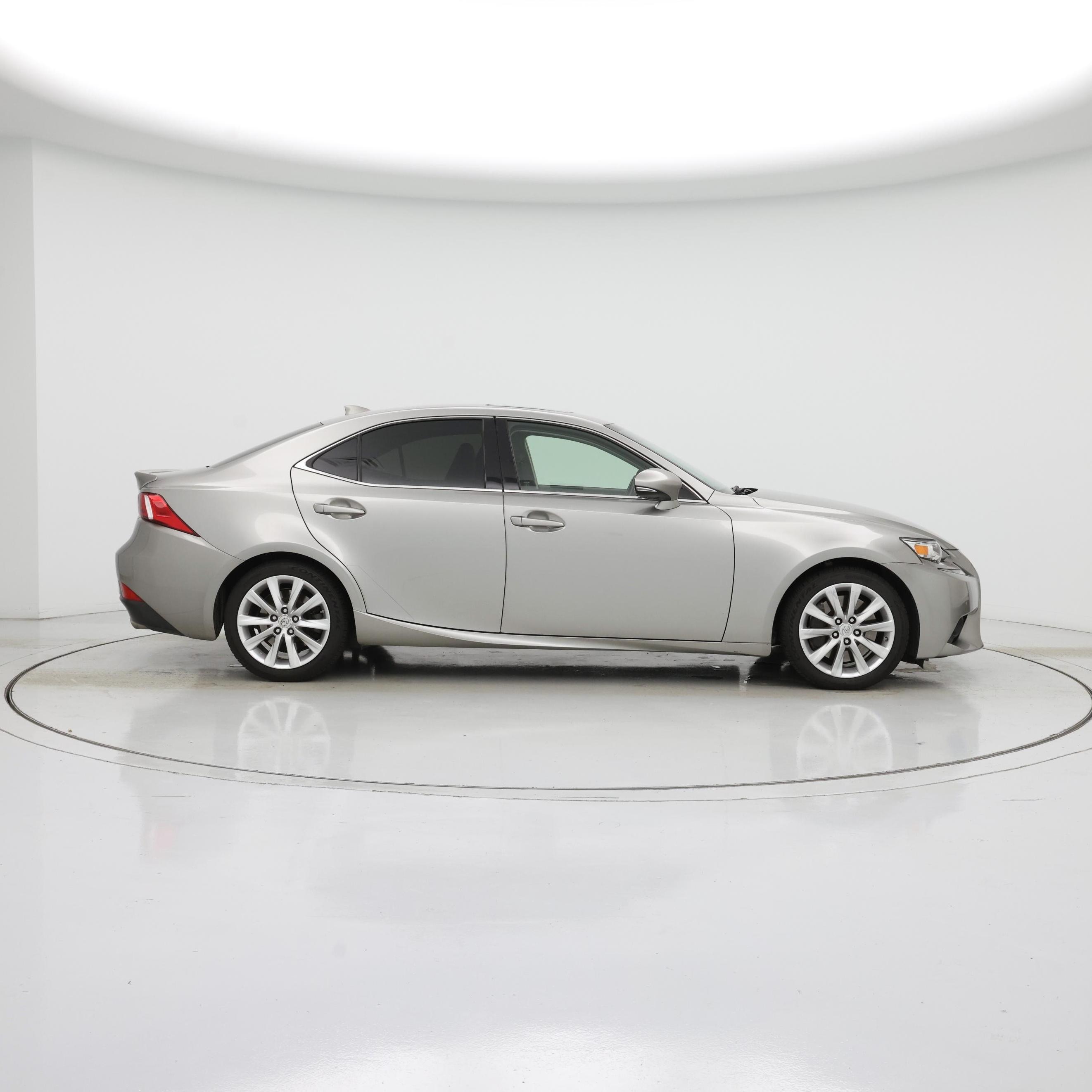 Thumbnail: 2016 Lexus IS - 7