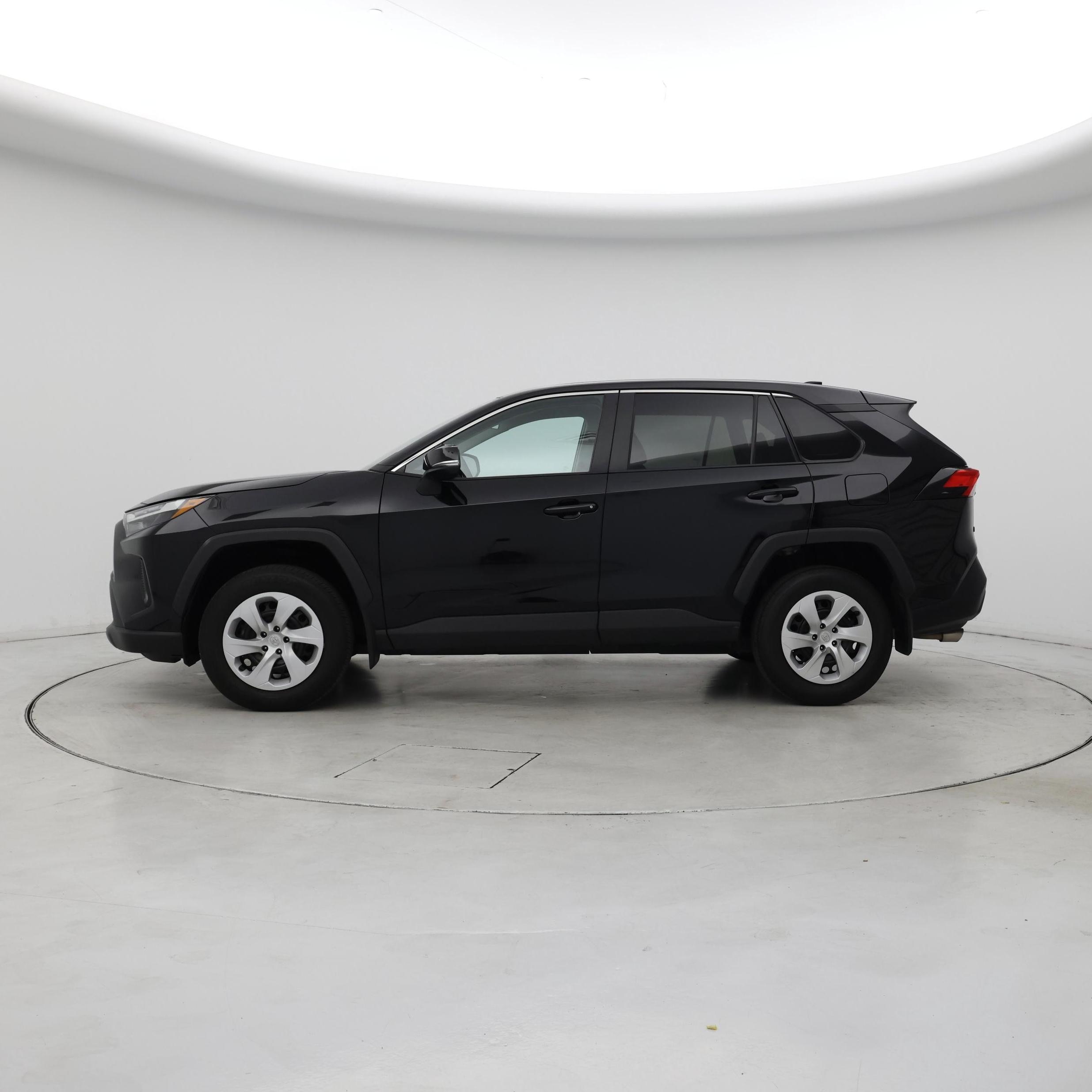 Thumbnail: 2024 Toyota RAV4 - 3