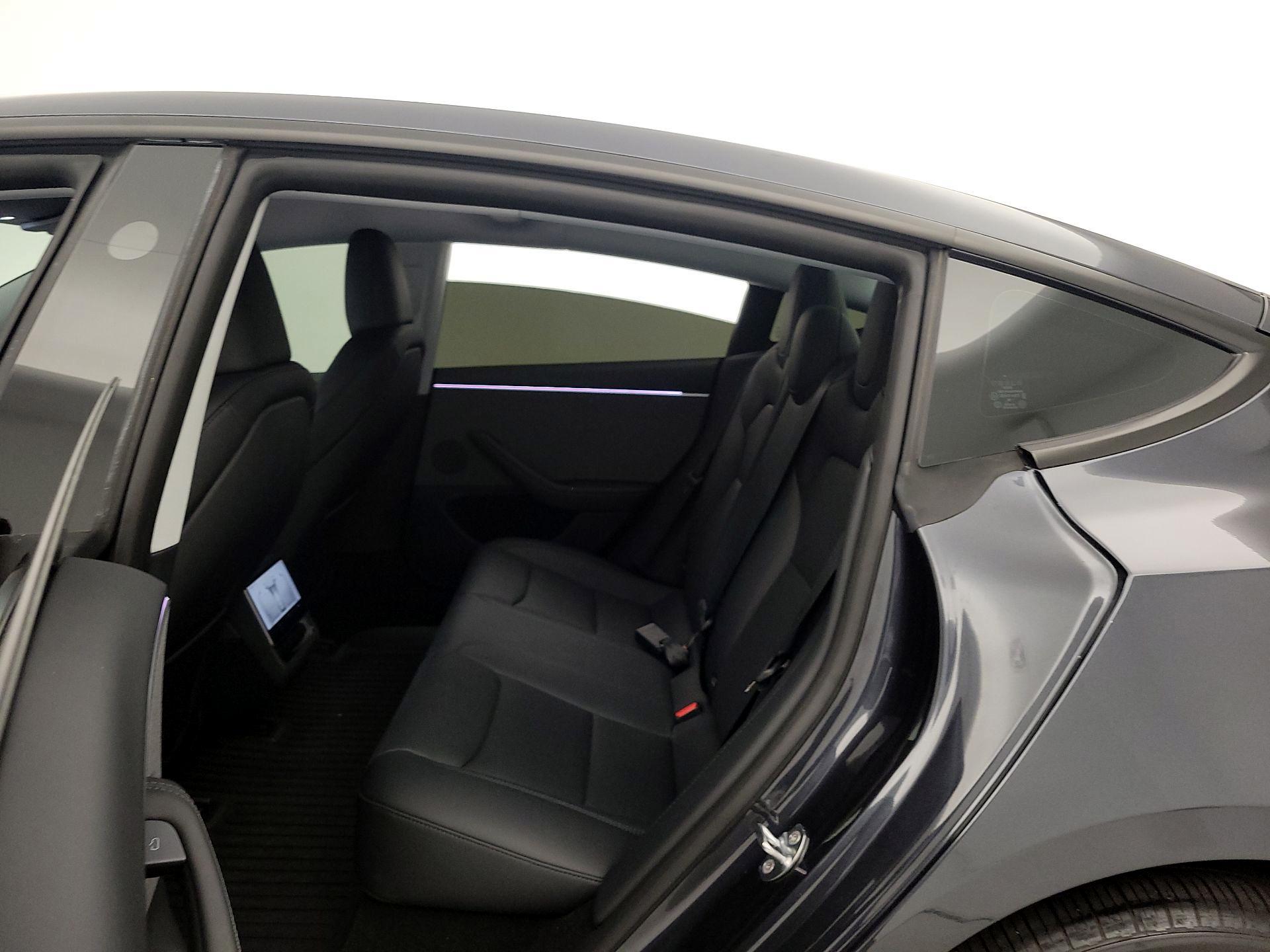 Thumbnail: 2025 Tesla Model 3 - 18