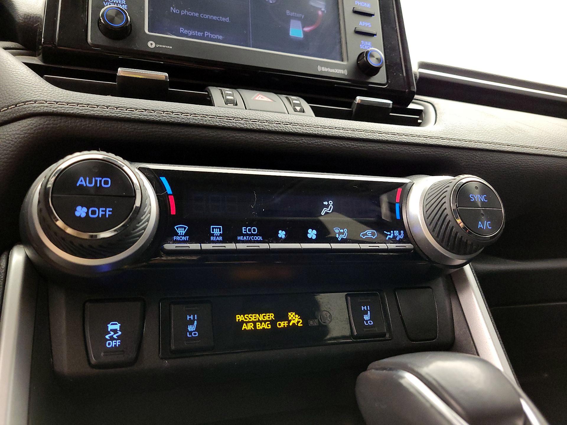 Thumbnail: 2021 Toyota RAV4 - 16