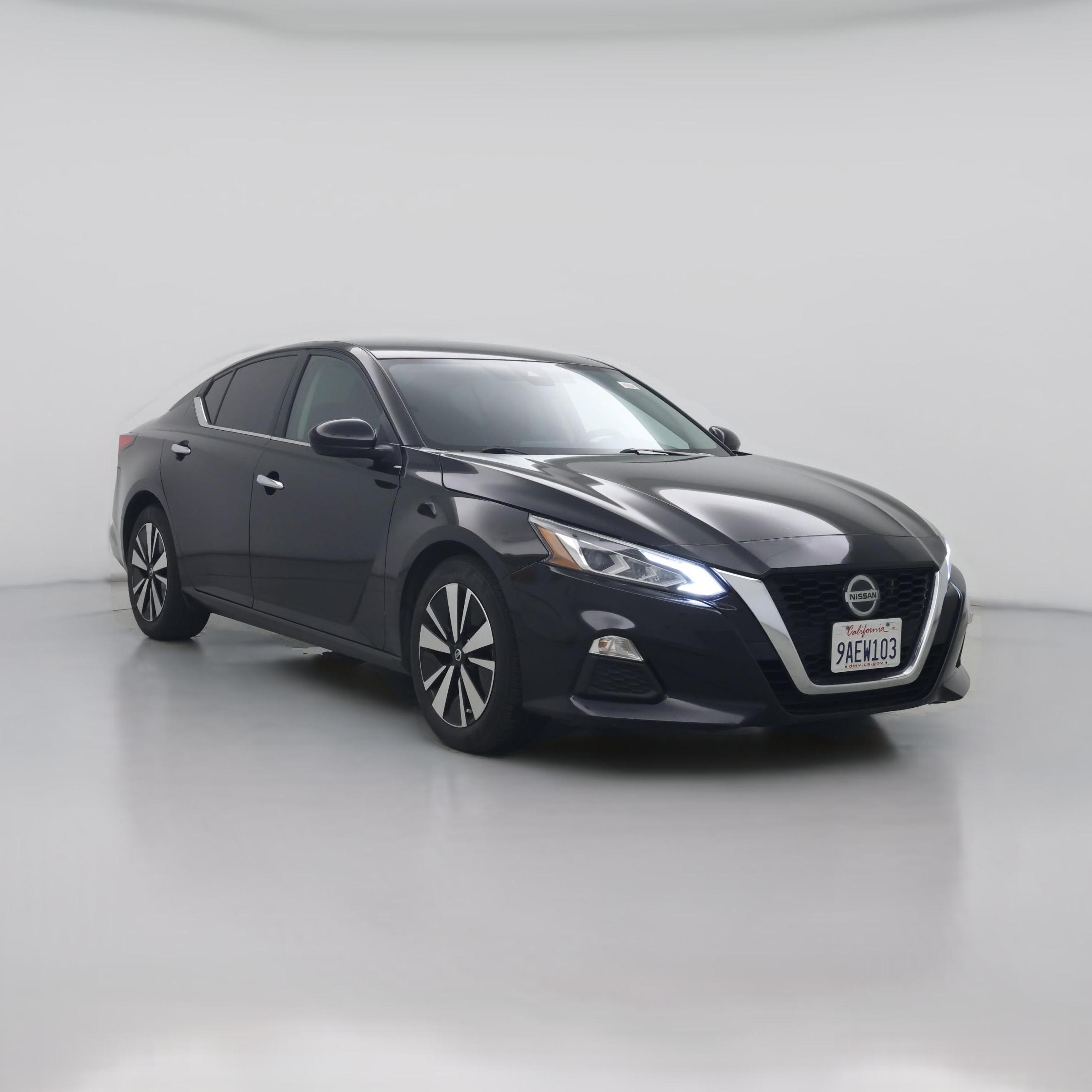 Thumbnail: 2022 Nissan Altima - 1