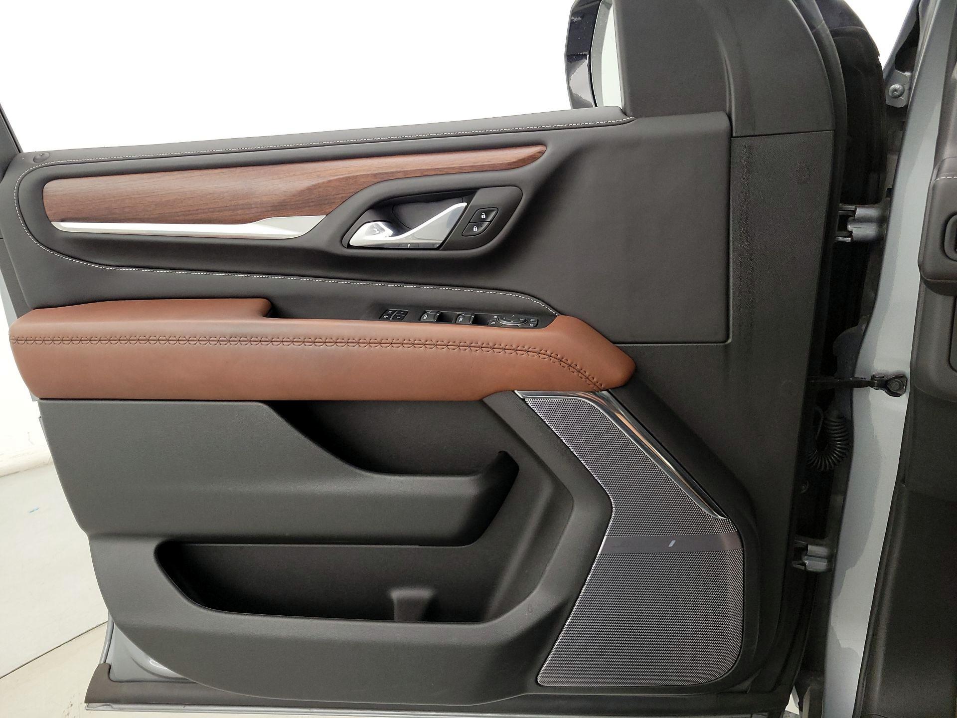 Thumbnail: 2023 GMC Yukon - 12