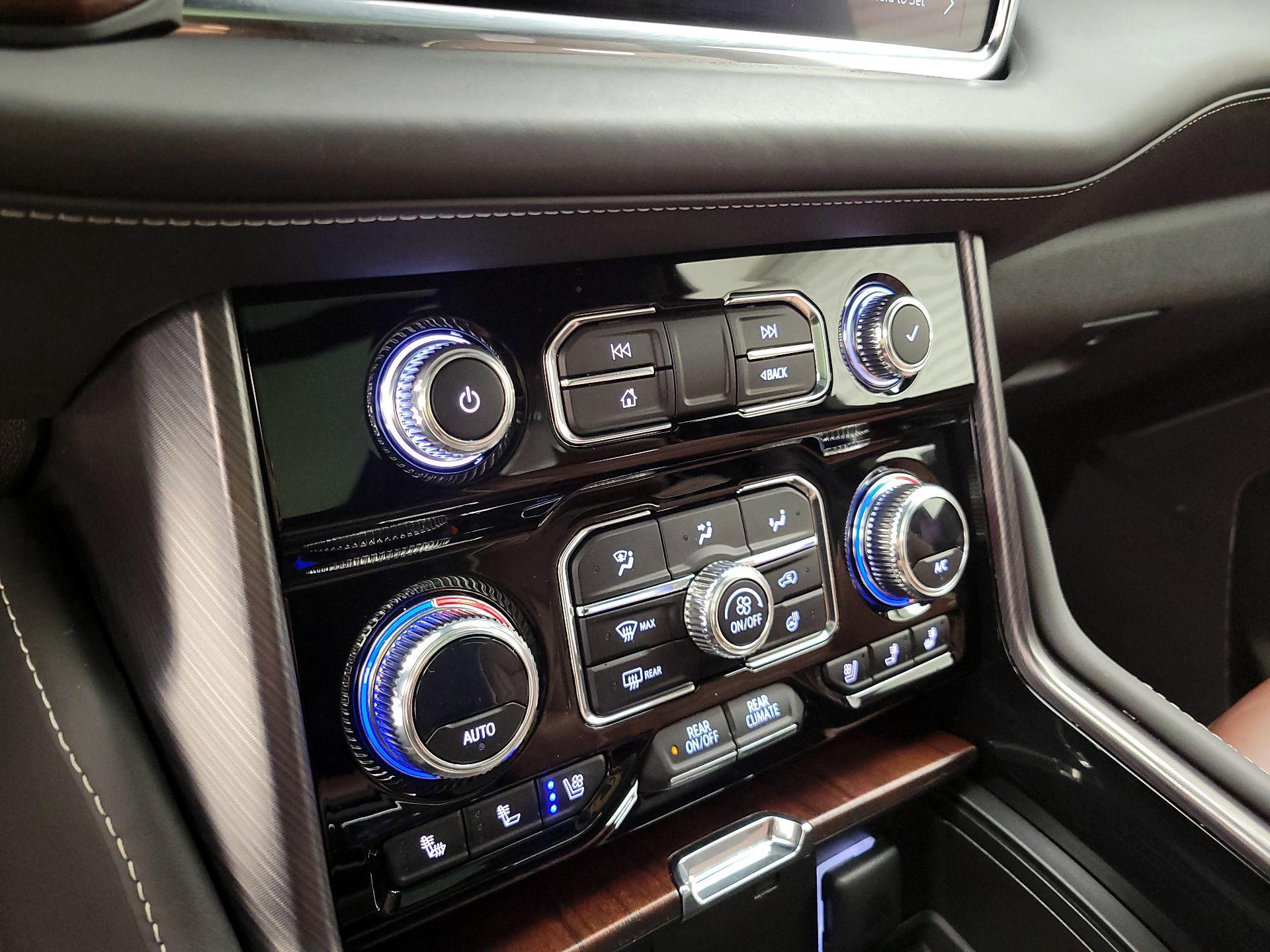 Thumbnail: 2023 GMC Yukon - 16