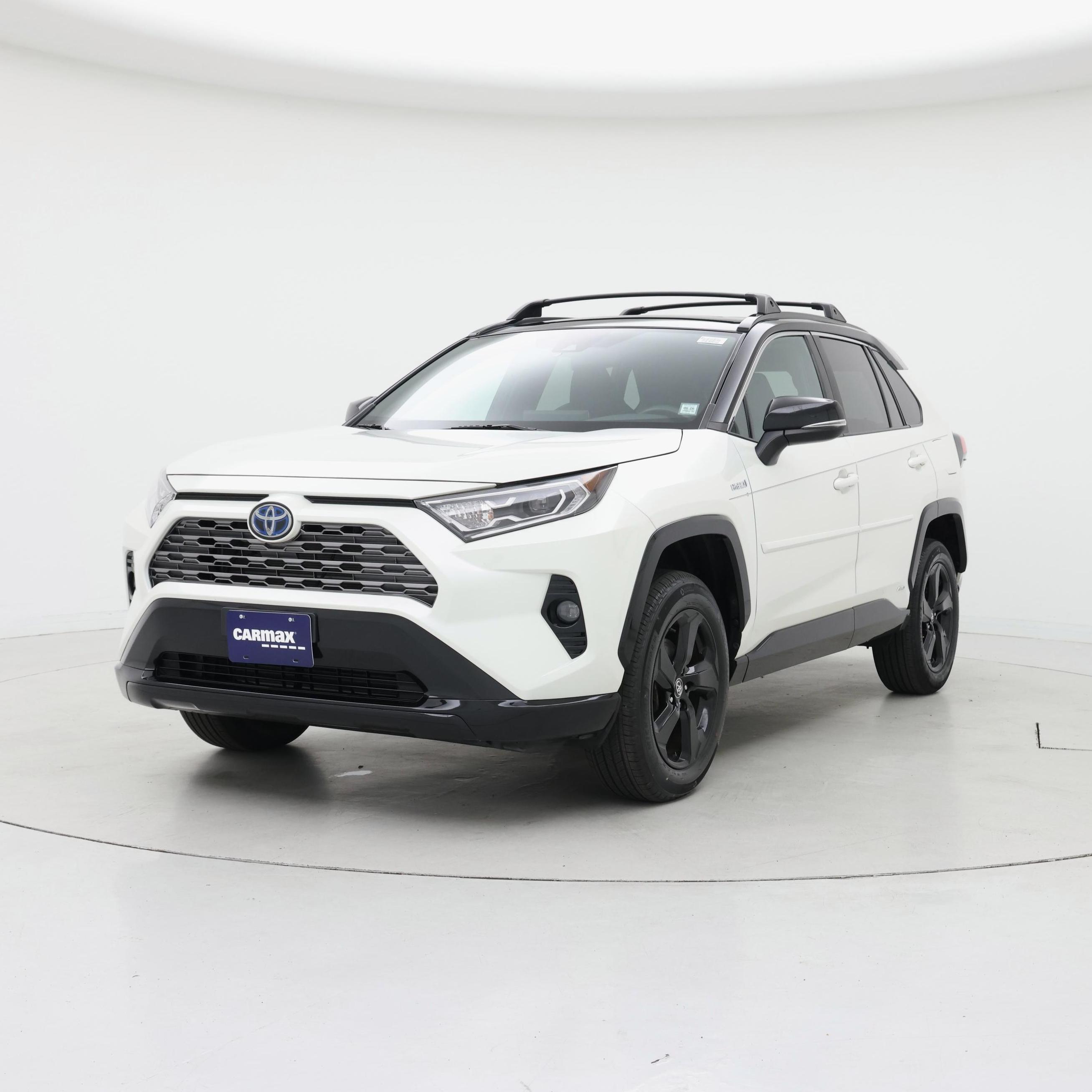 Thumbnail: 2021 Toyota RAV4 - 4