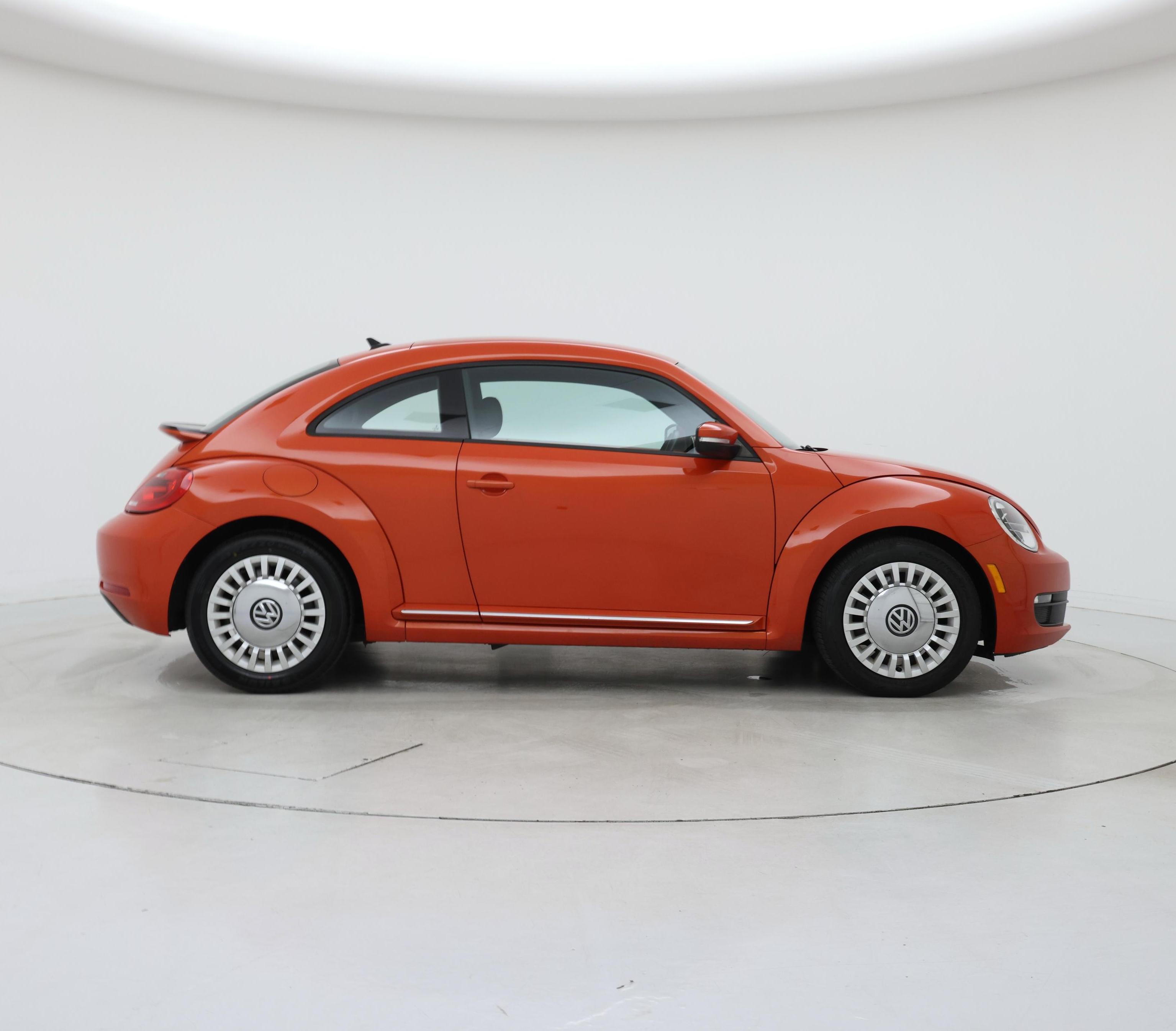 Thumbnail: 2016 Volkswagen Beetle - 7