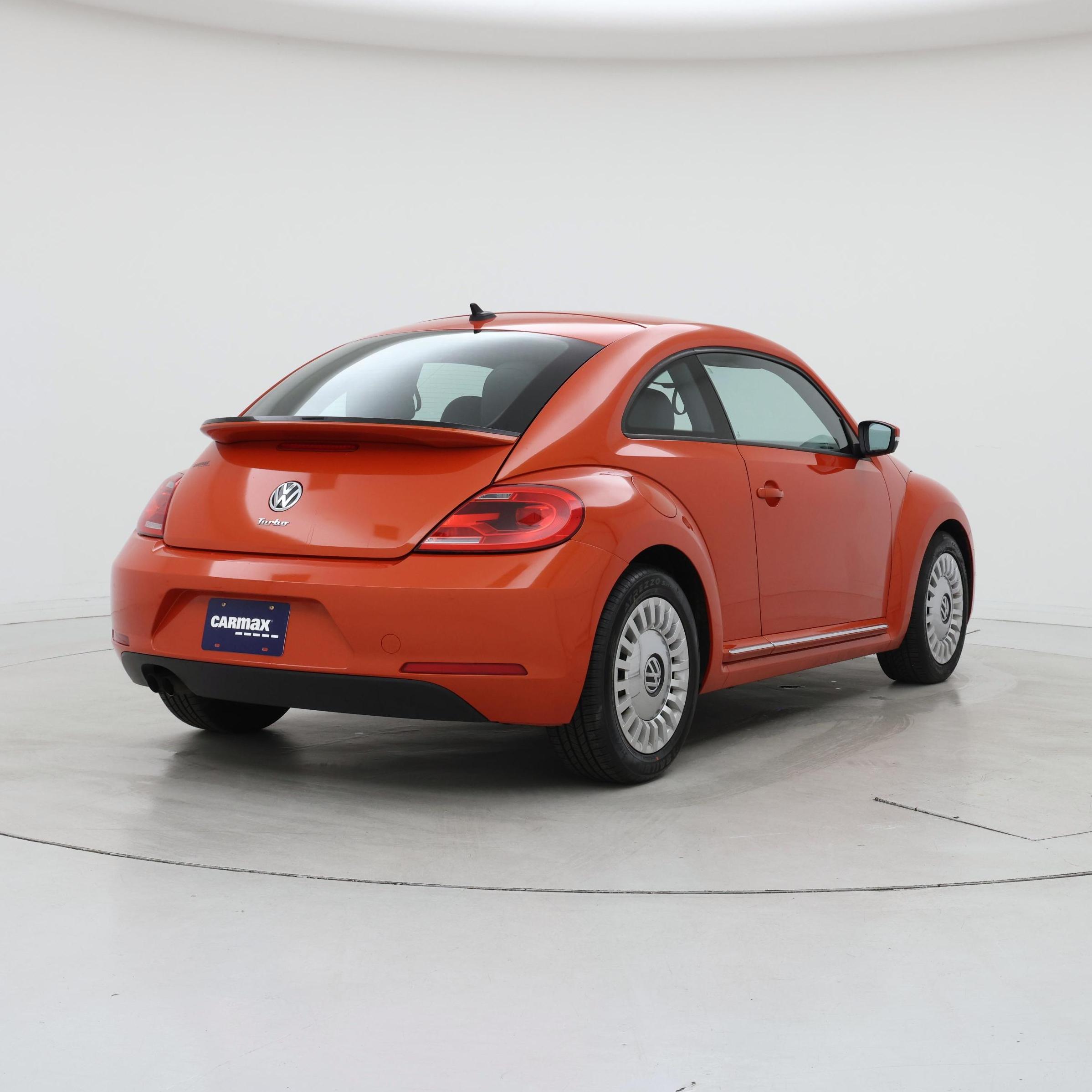 Thumbnail: 2016 Volkswagen Beetle - 8
