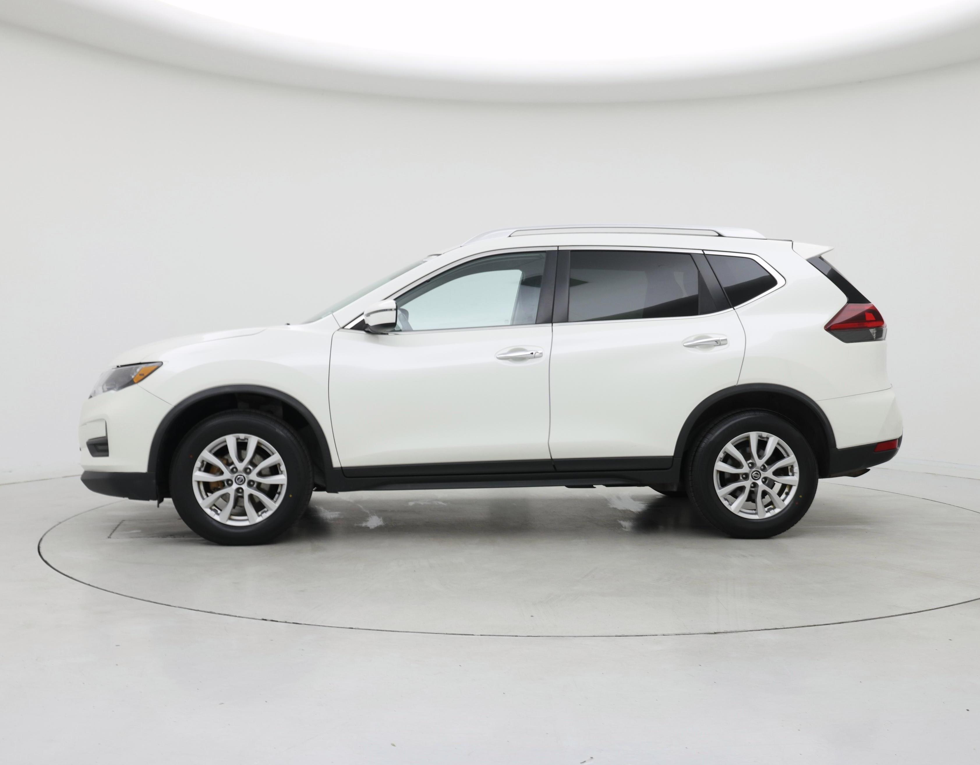Thumbnail: 2019 Nissan Rogue - 3