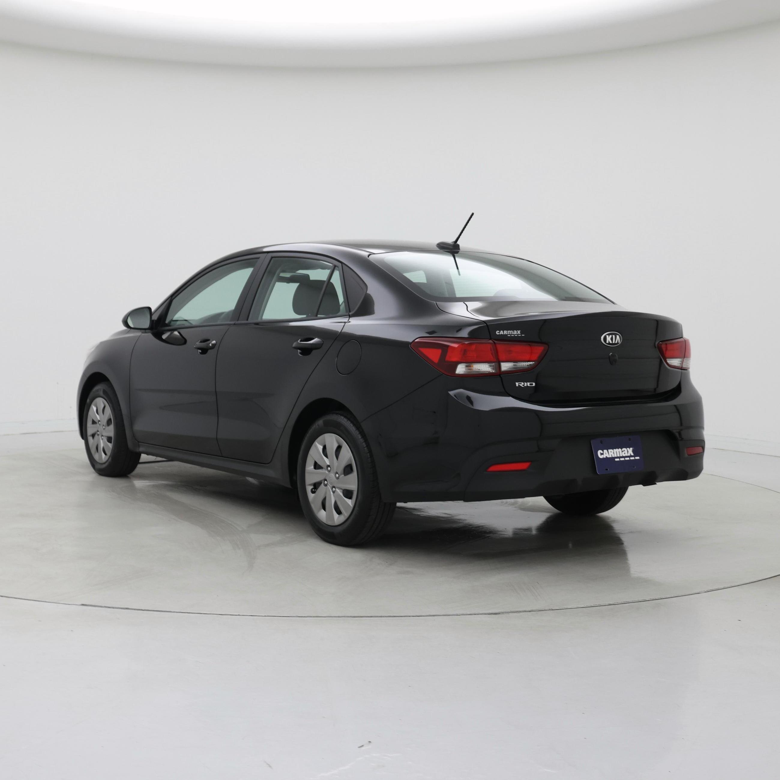 Thumbnail: 2020 Kia Rio - 2