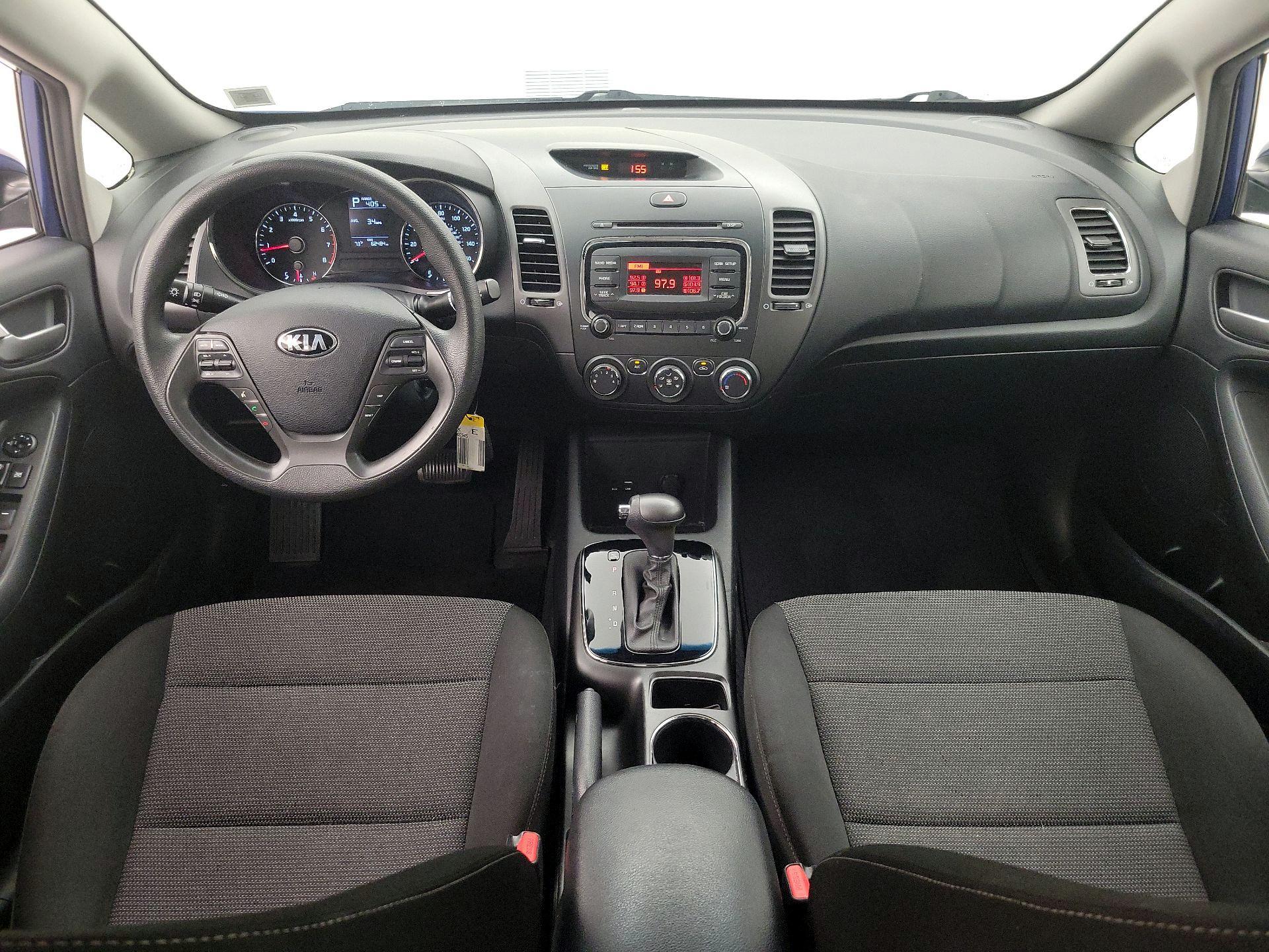 Thumbnail: 2018 Kia Forte - 9