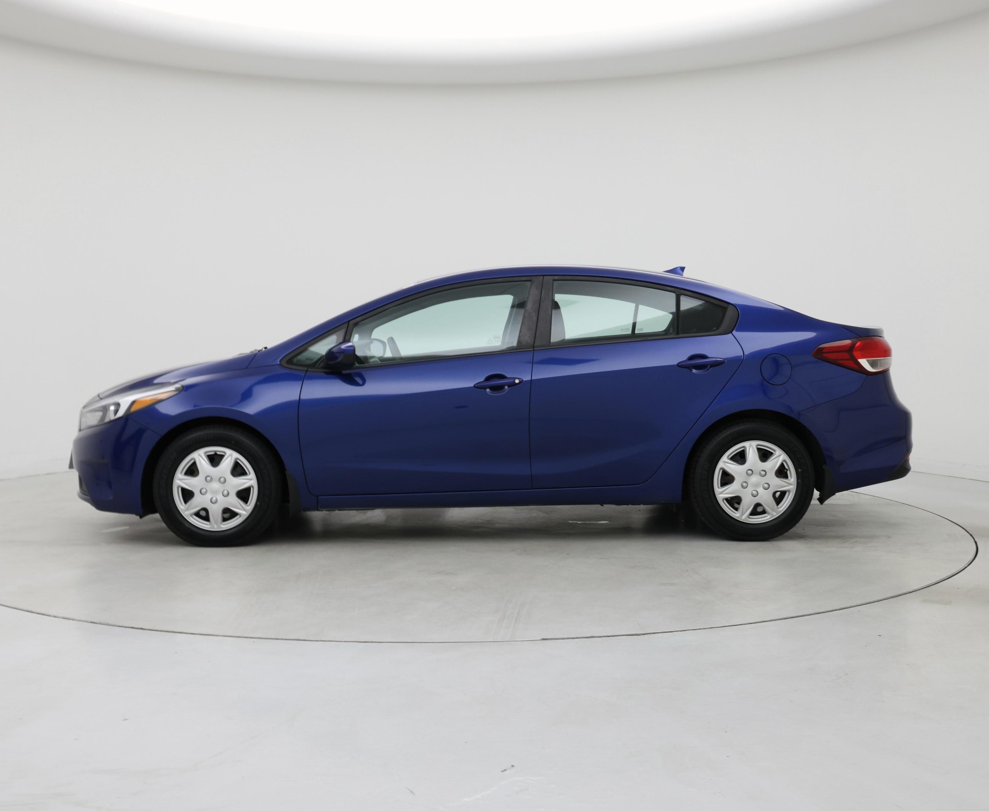 Thumbnail: 2018 Kia Forte - 3