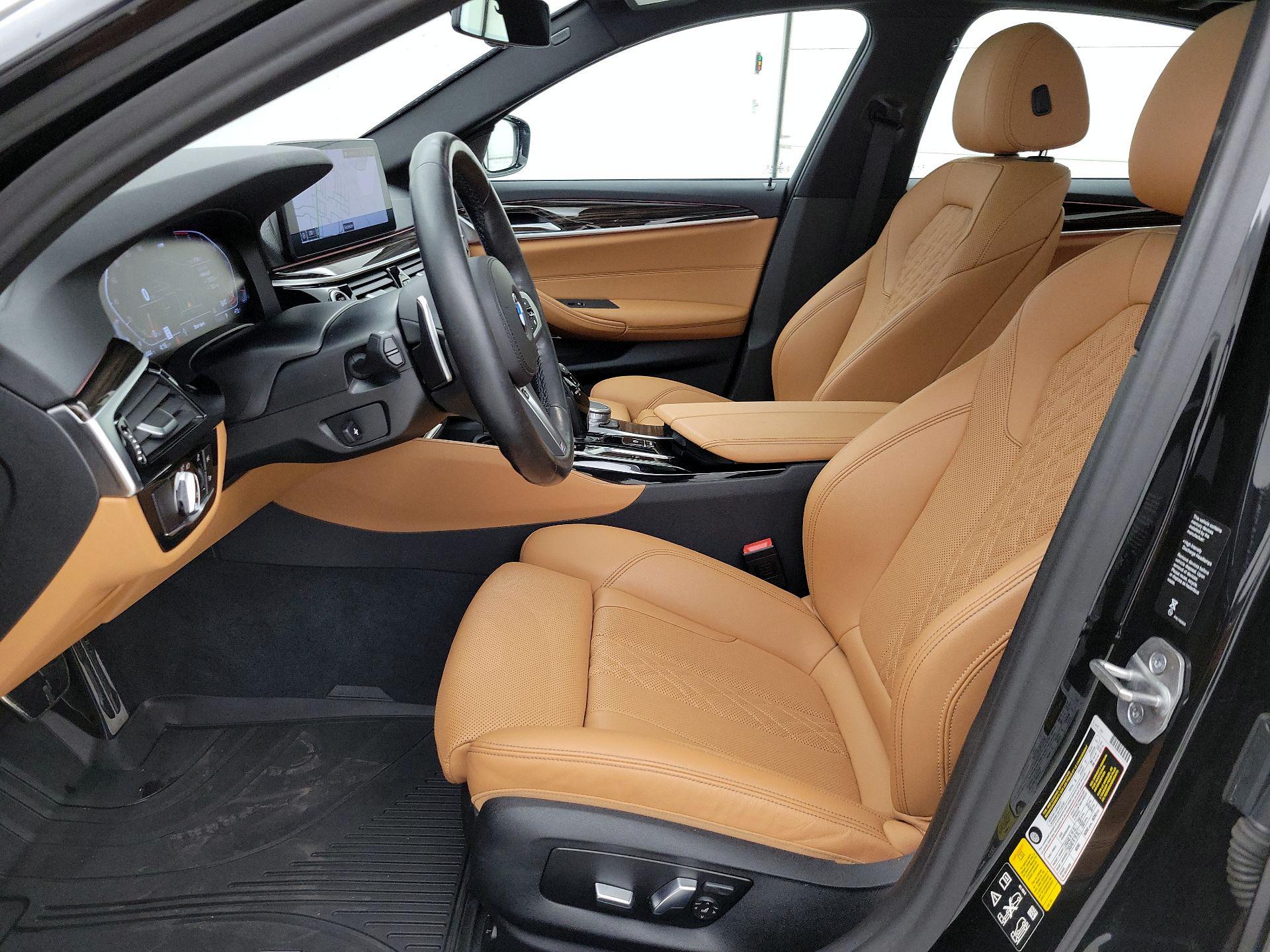 Thumbnail: 2022 BMW 5 Series - 11