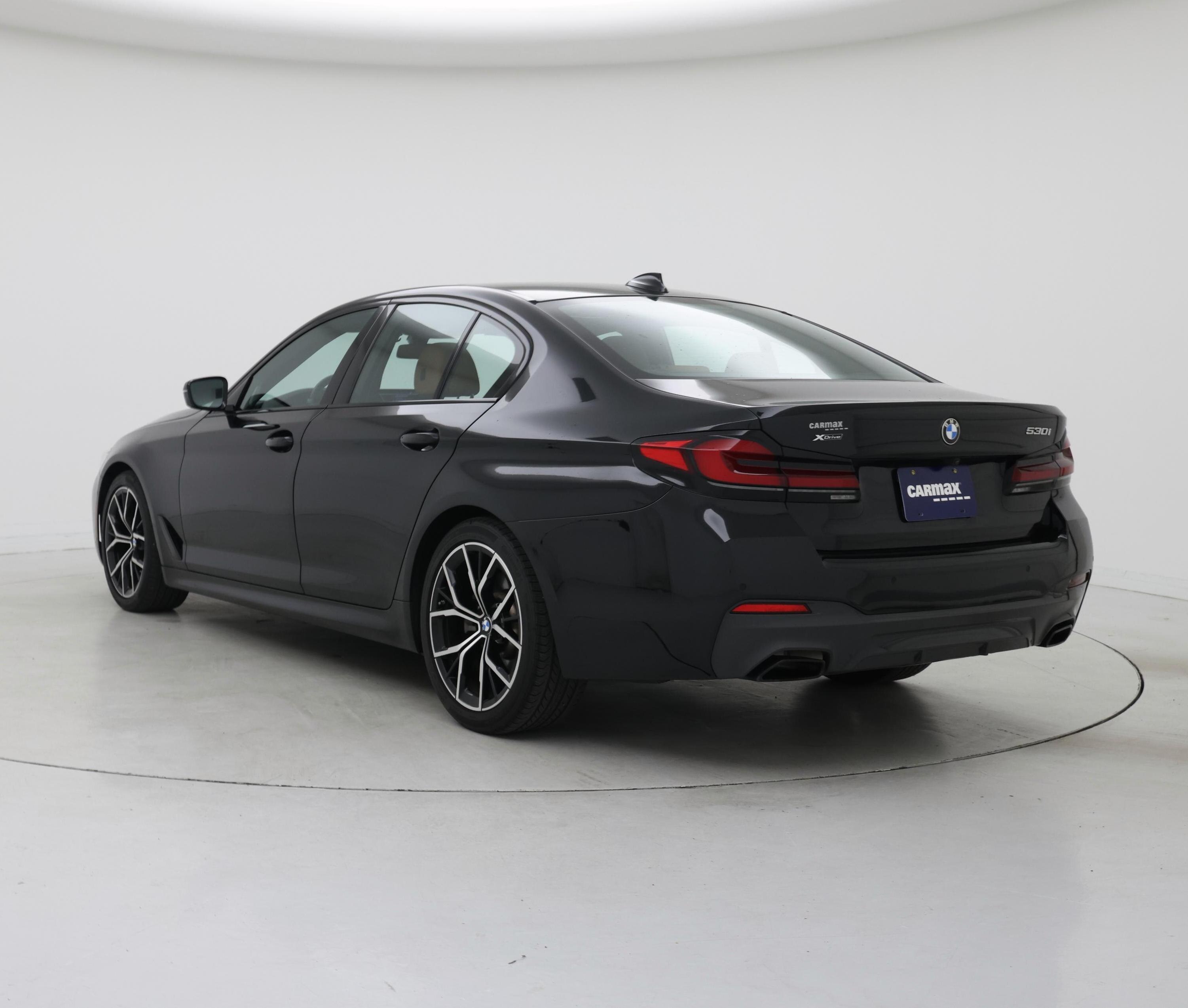 Thumbnail: 2022 BMW 5 Series - 2