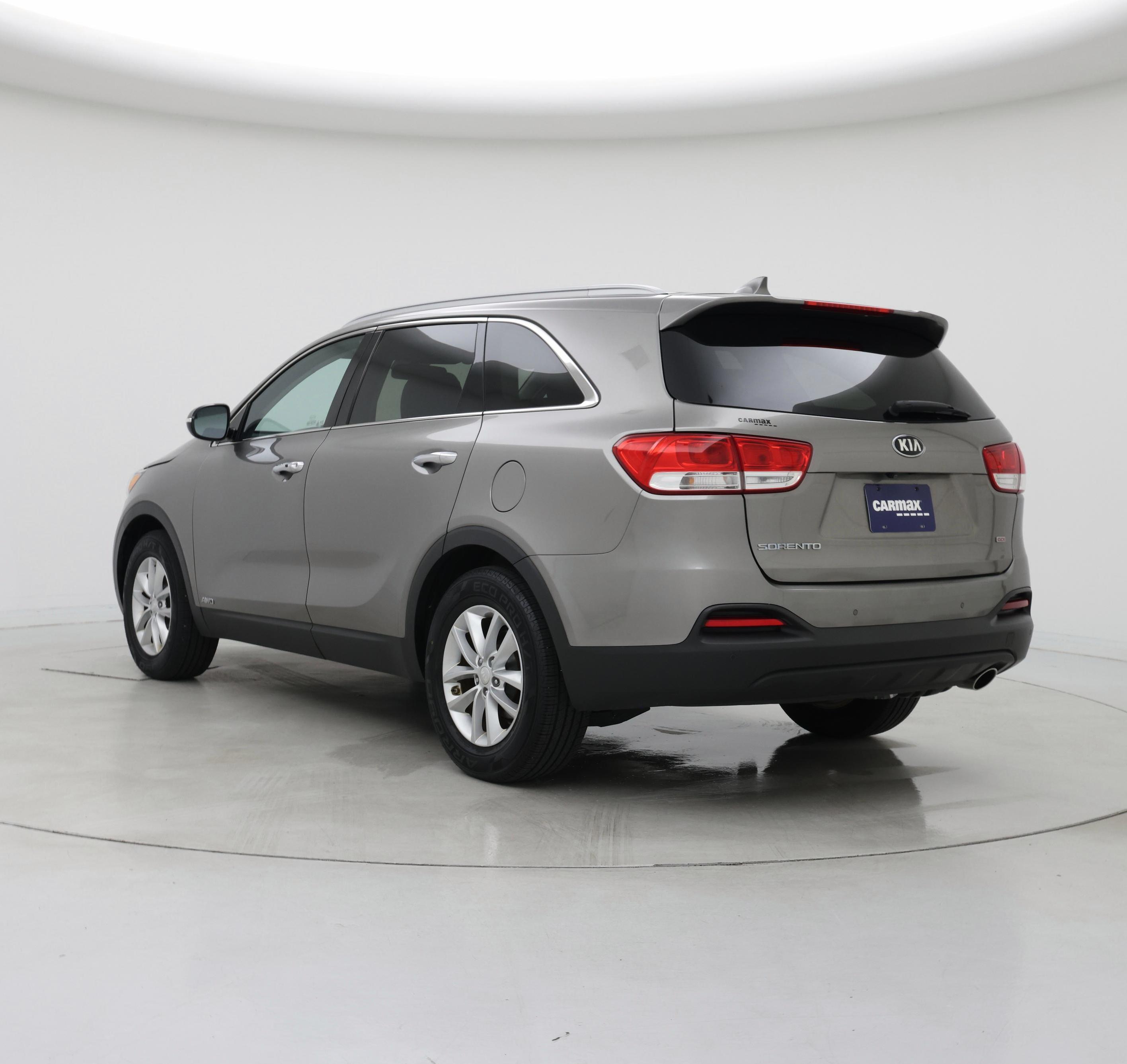 Thumbnail: 2017 Kia Sorento - 2