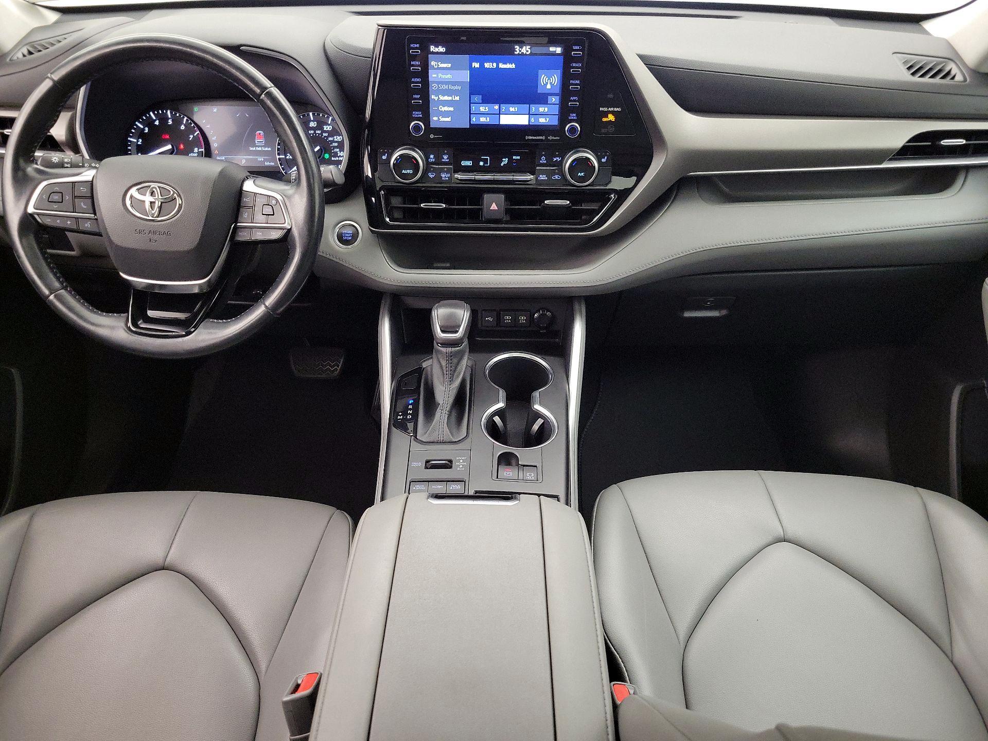 Thumbnail: 2021 Toyota Highlander - 9
