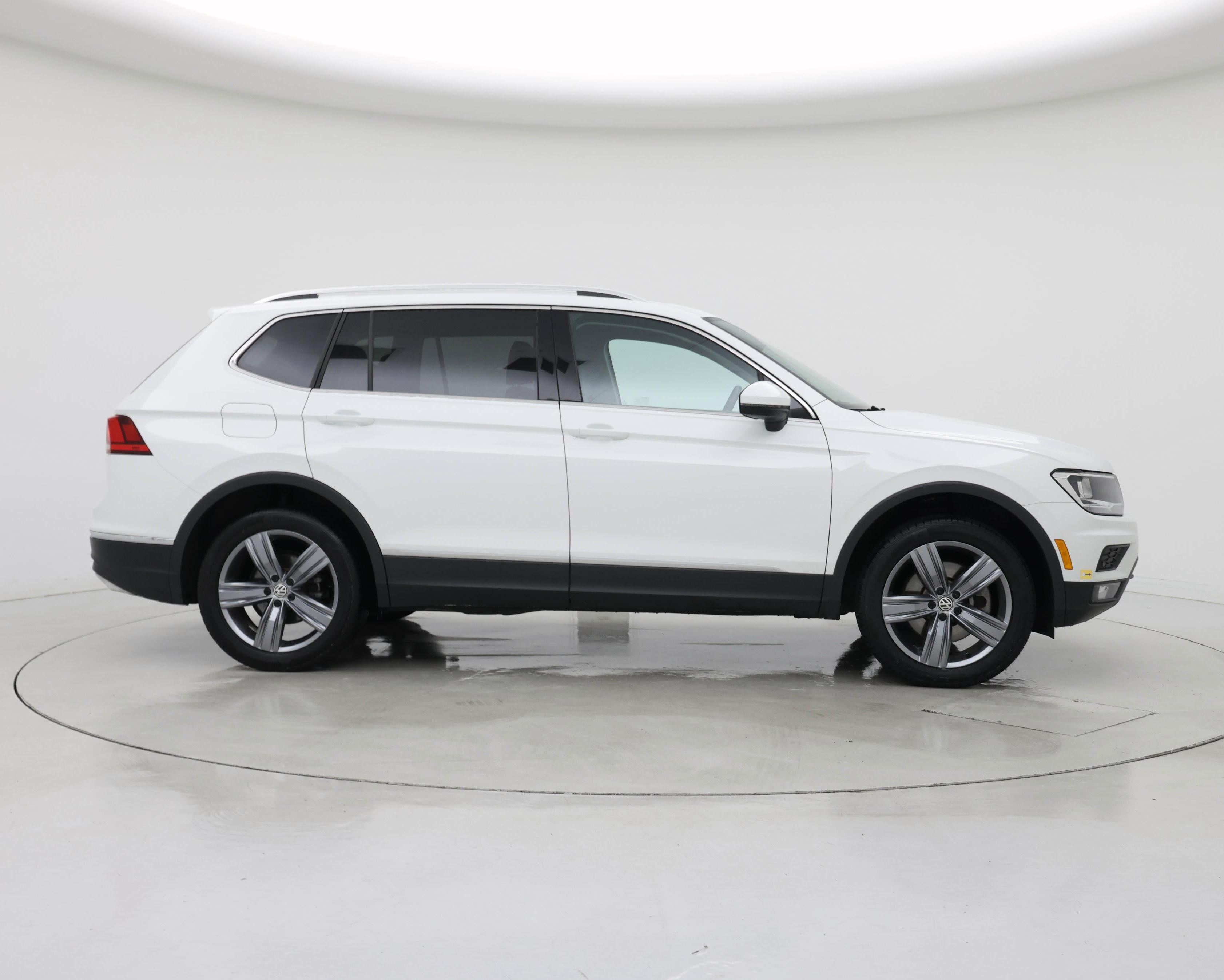 Thumbnail: 2020 Volkswagen Tiguan - 7