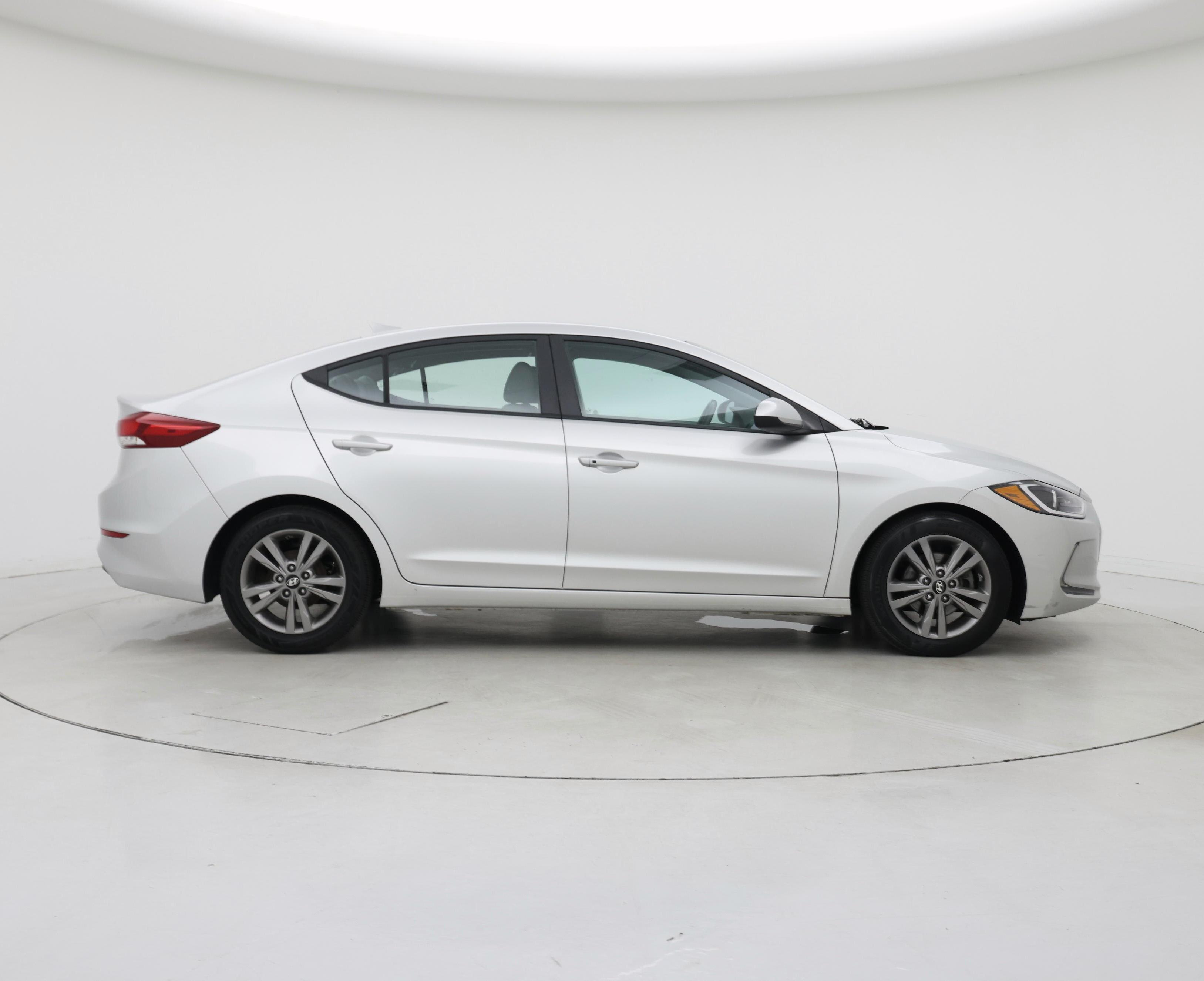 Thumbnail: 2017 Hyundai Elantra - 7