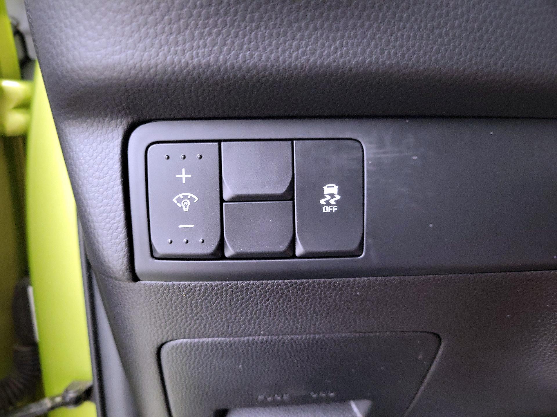 Thumbnail: 2018 Kia Soul - 13