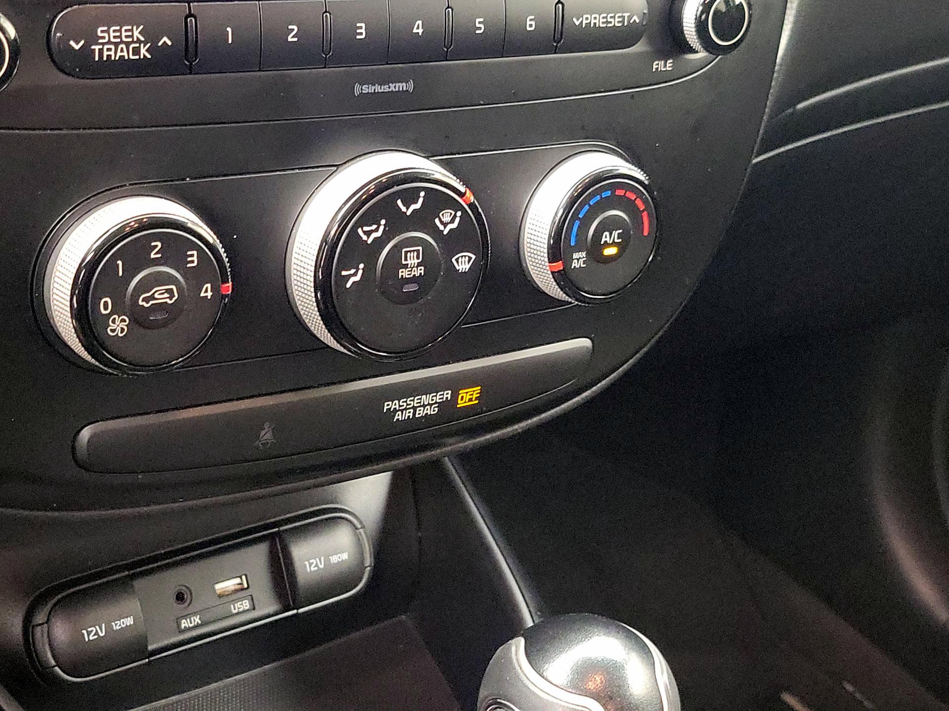 Thumbnail: 2018 Kia Soul - 15