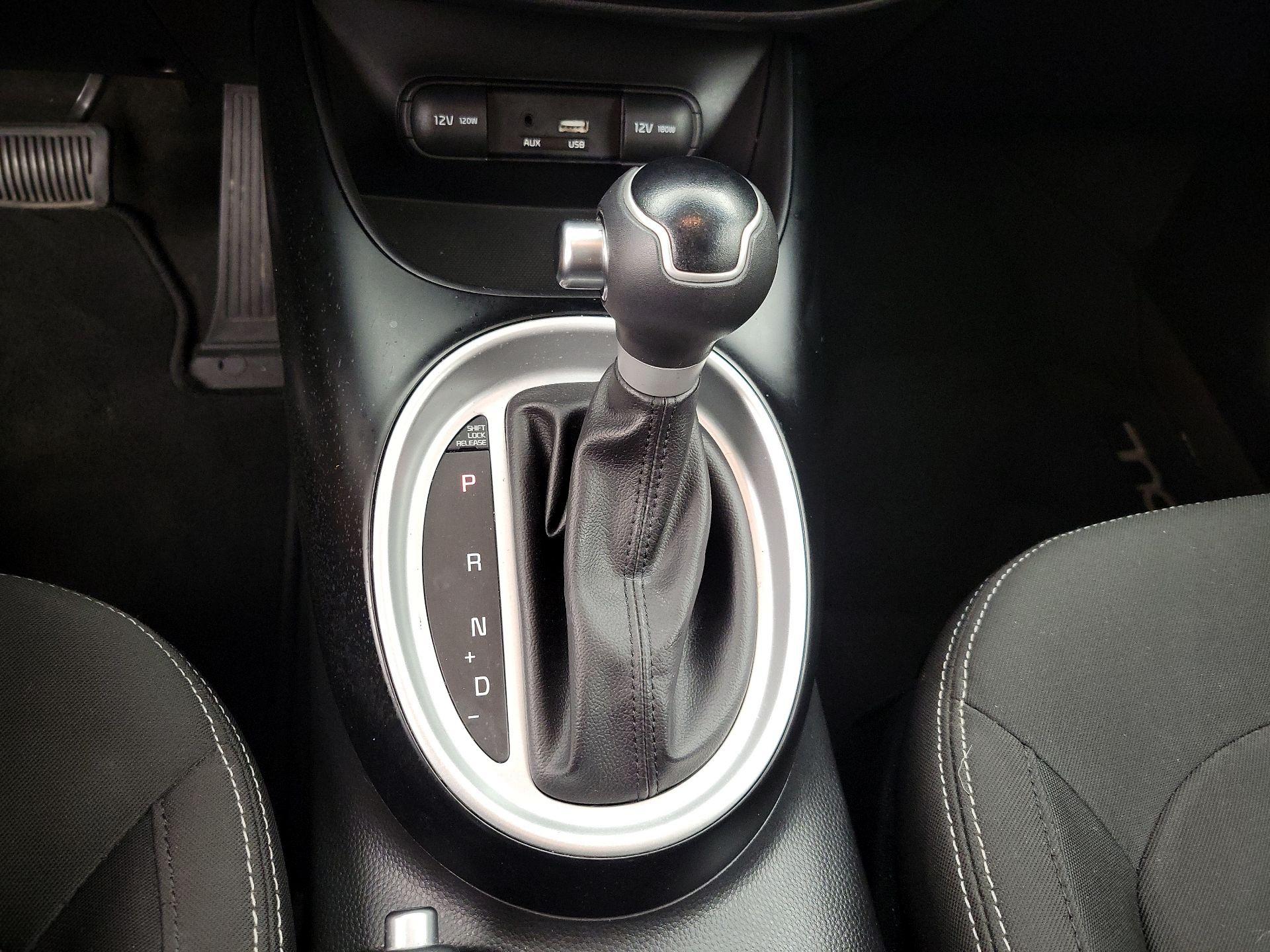 Thumbnail: 2018 Kia Soul - 16