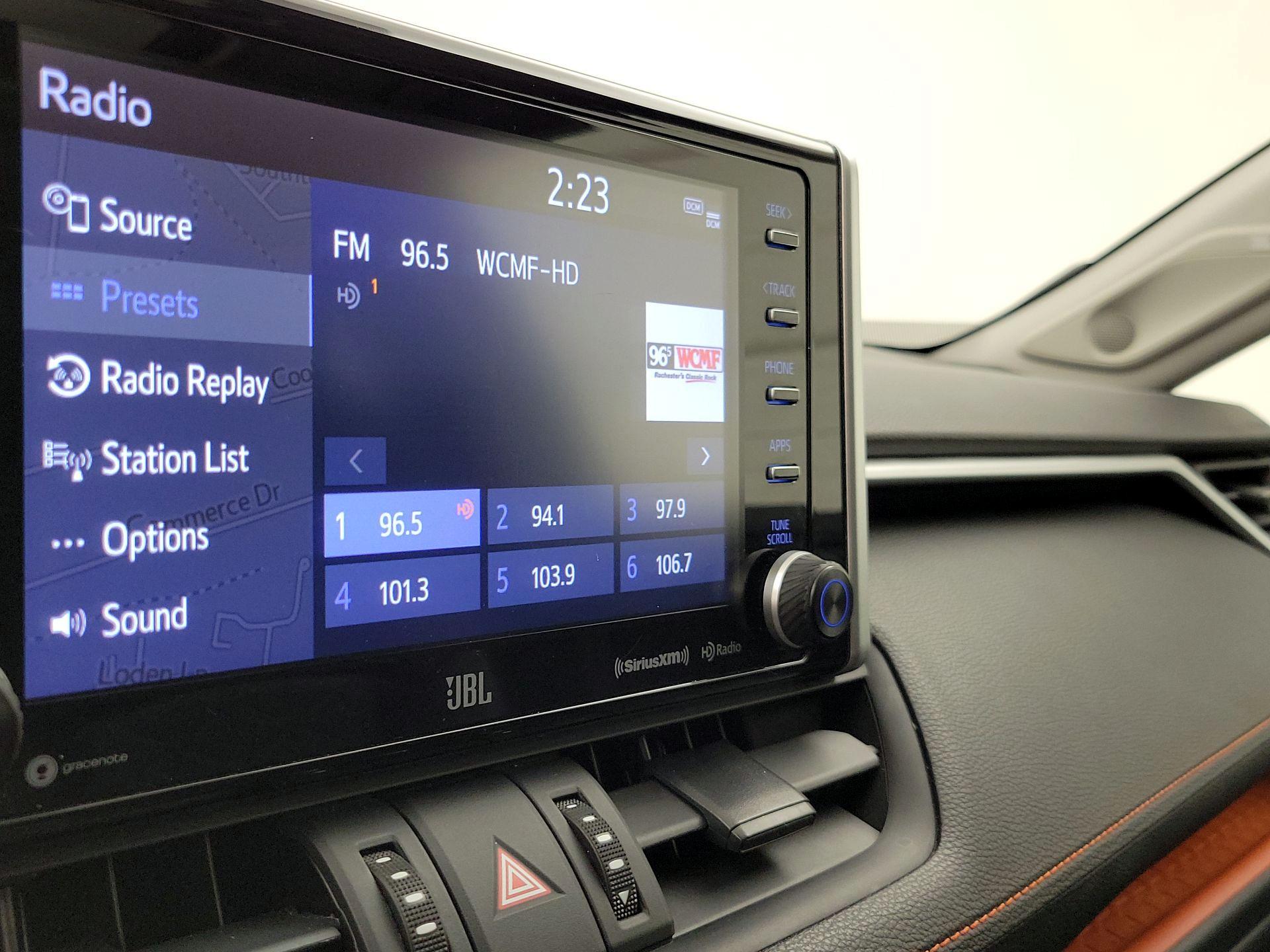 Thumbnail: 2019 Toyota RAV4 - 16