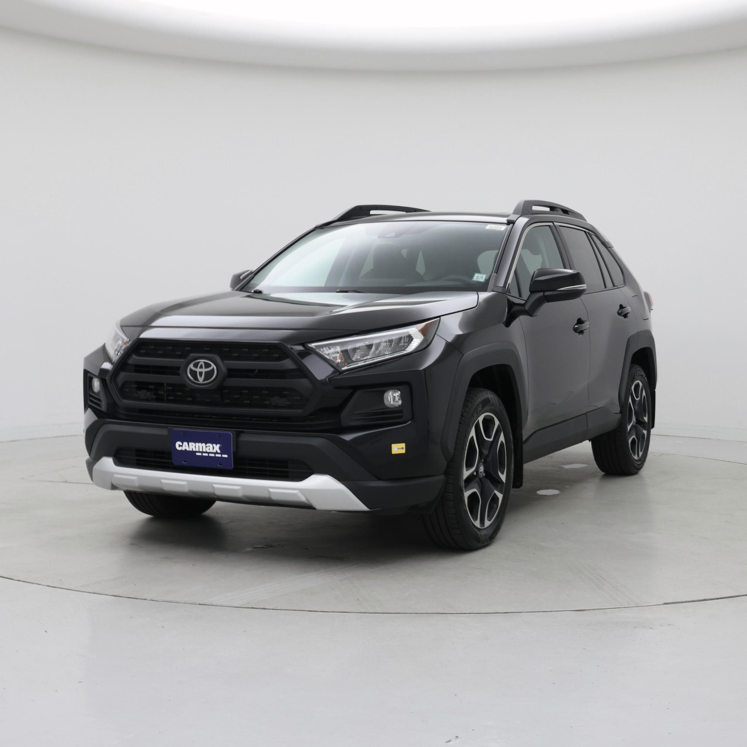 Thumbnail: 2019 Toyota RAV4 - 4