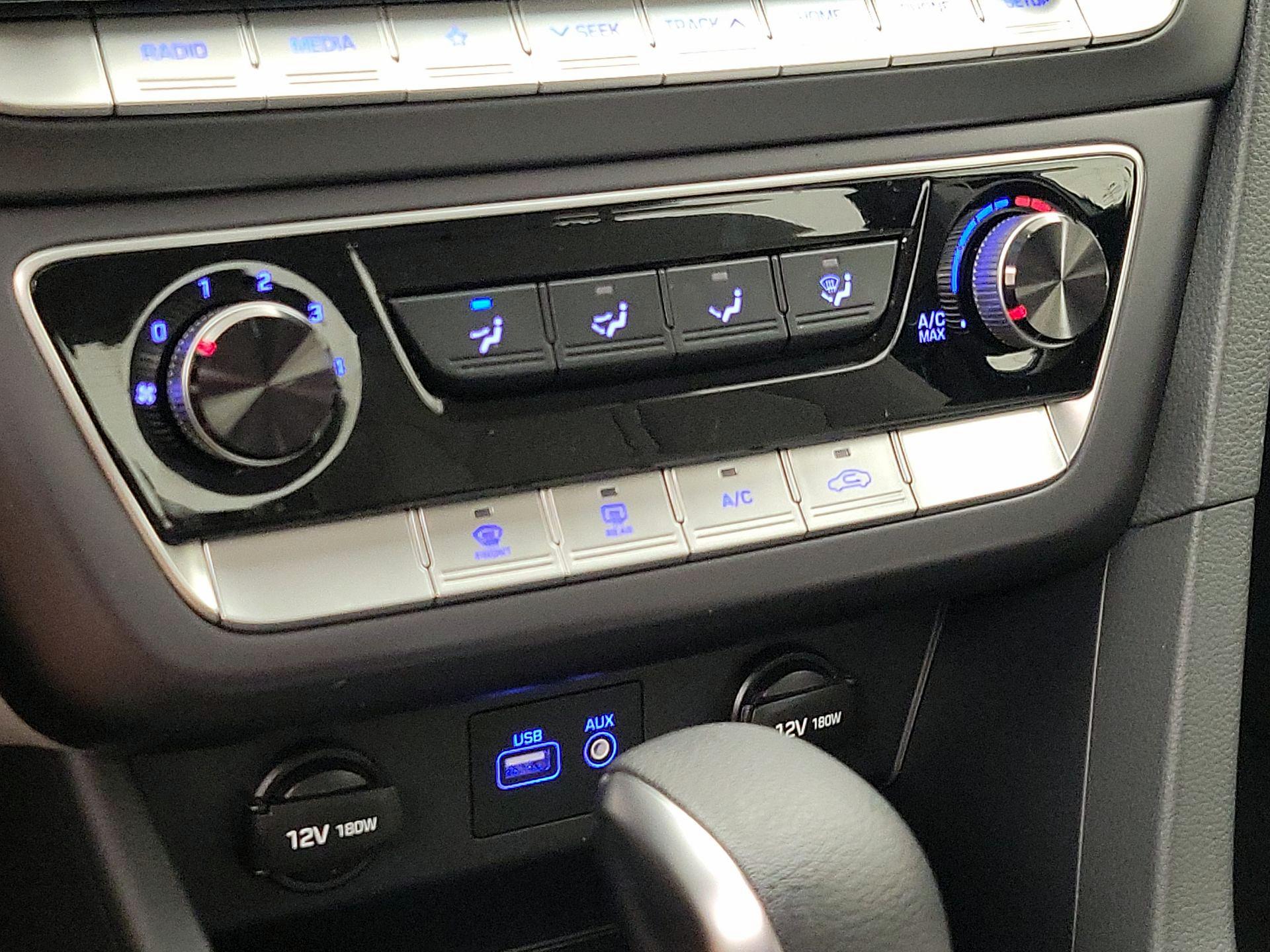Thumbnail: 2019 Hyundai Sonata - 16