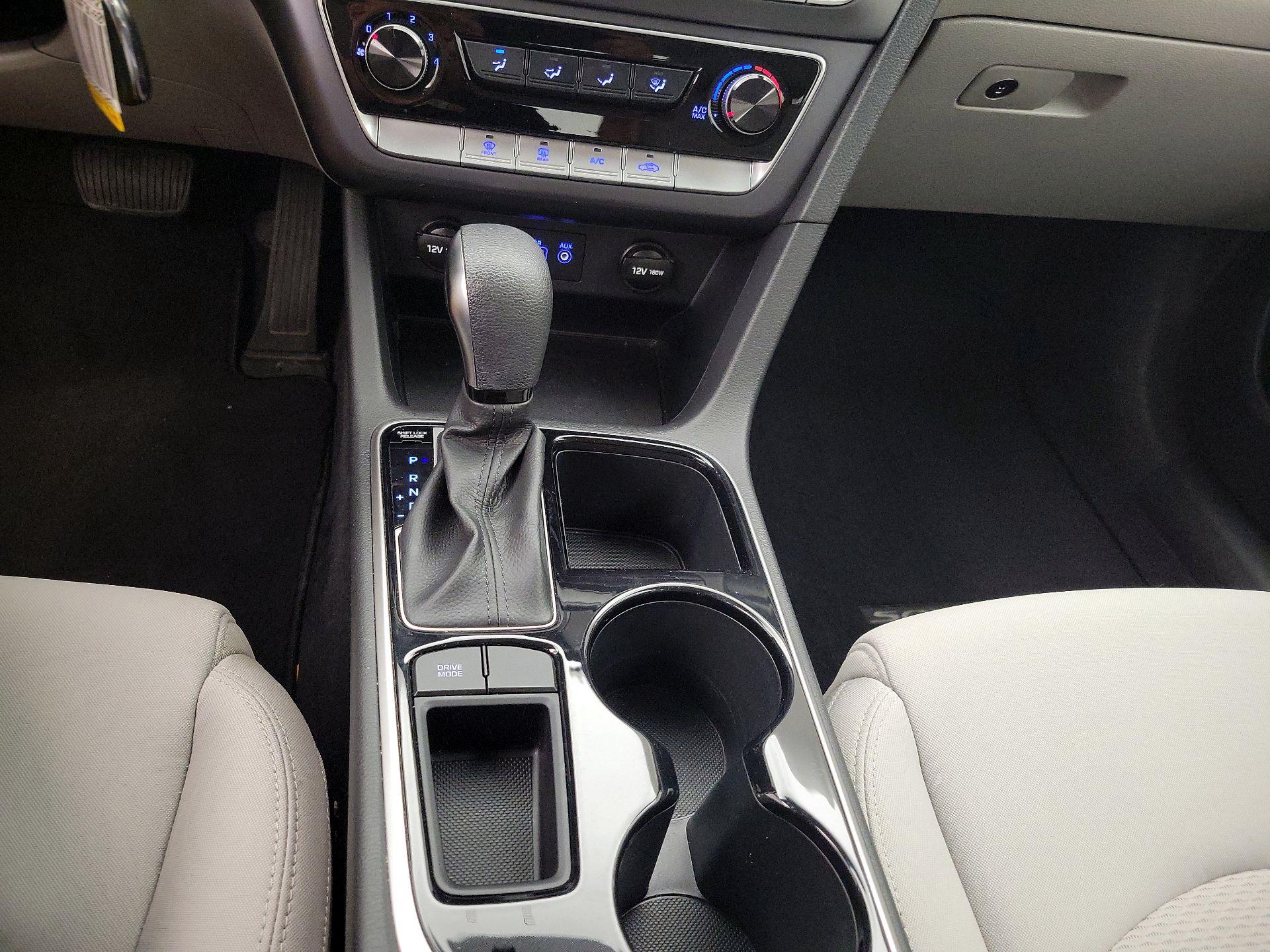 Thumbnail: 2019 Hyundai Sonata - 17