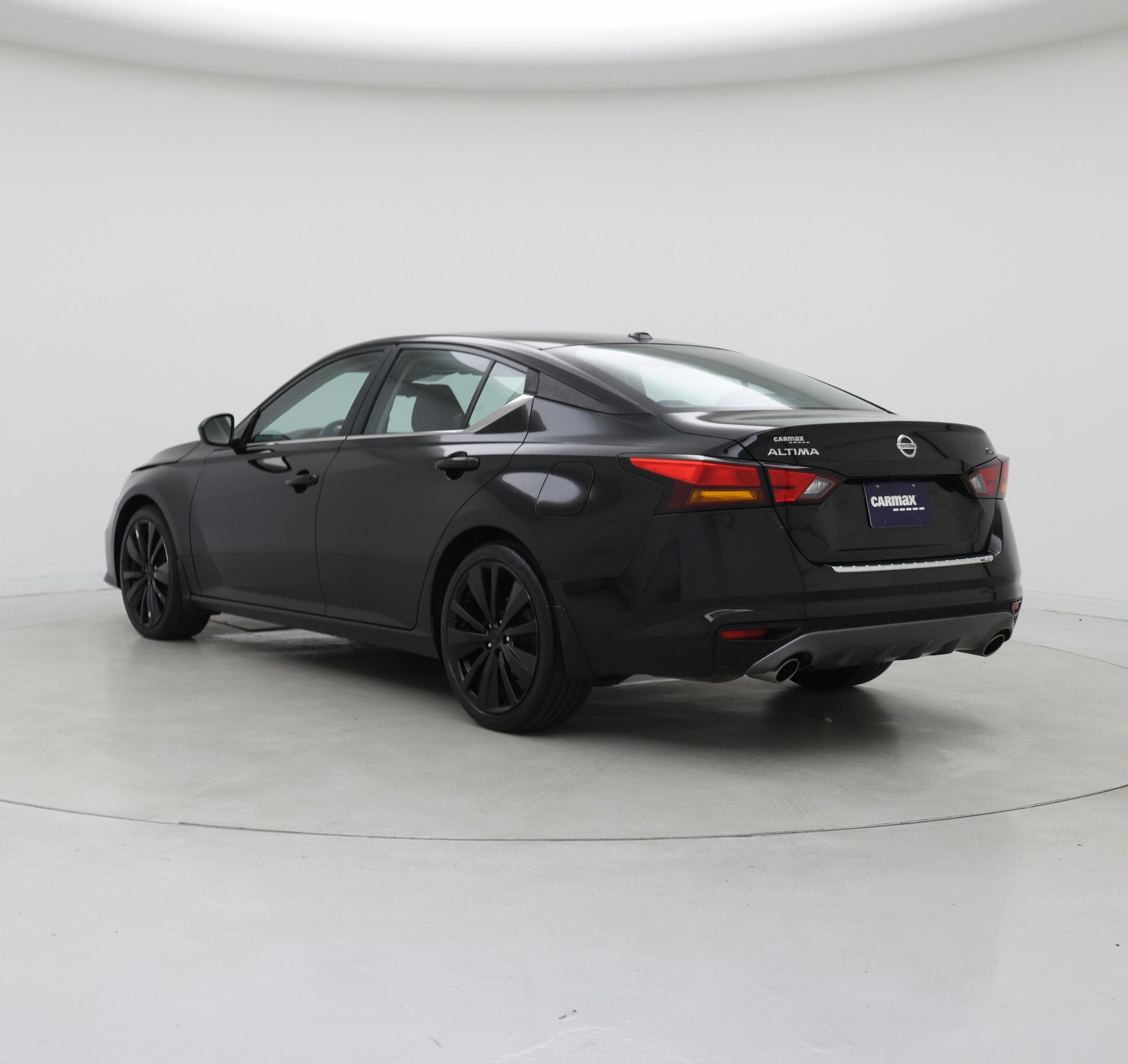 Thumbnail: 2022 Nissan Altima - 2