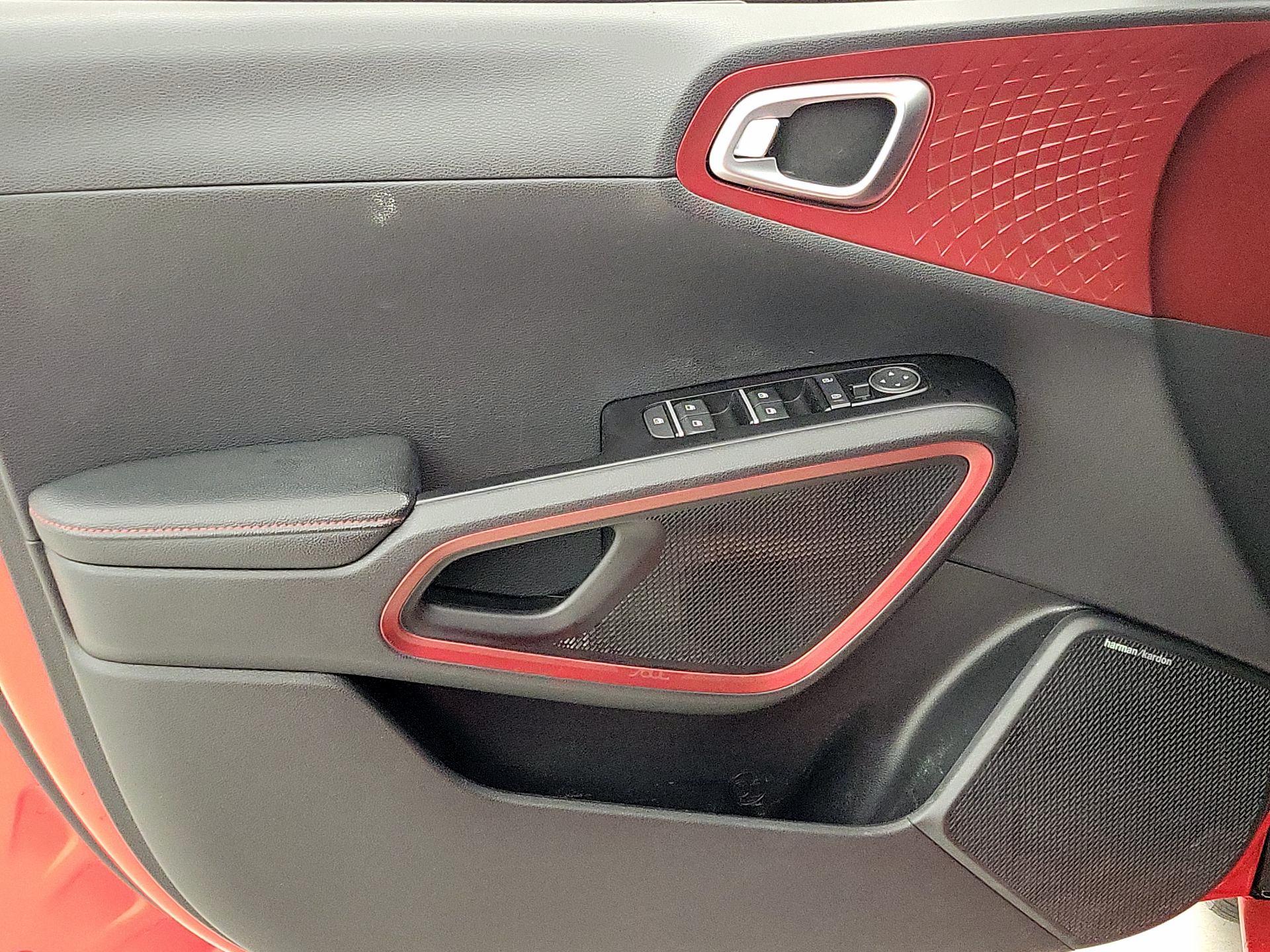 Thumbnail: 2020 Kia Soul - 12