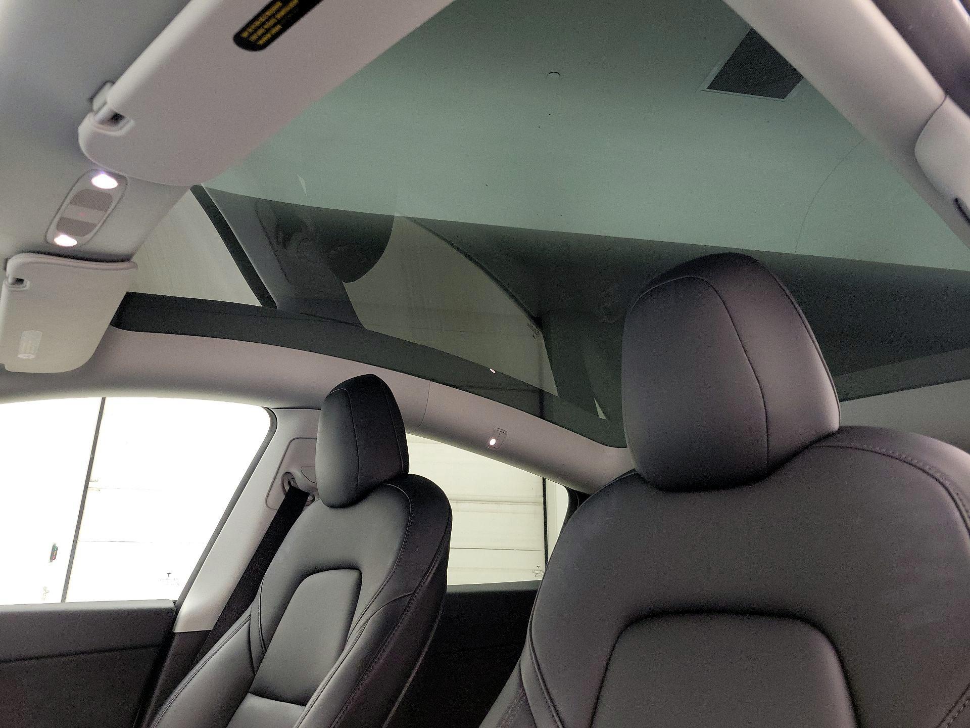 Thumbnail: 2022 Tesla Model Y - 19